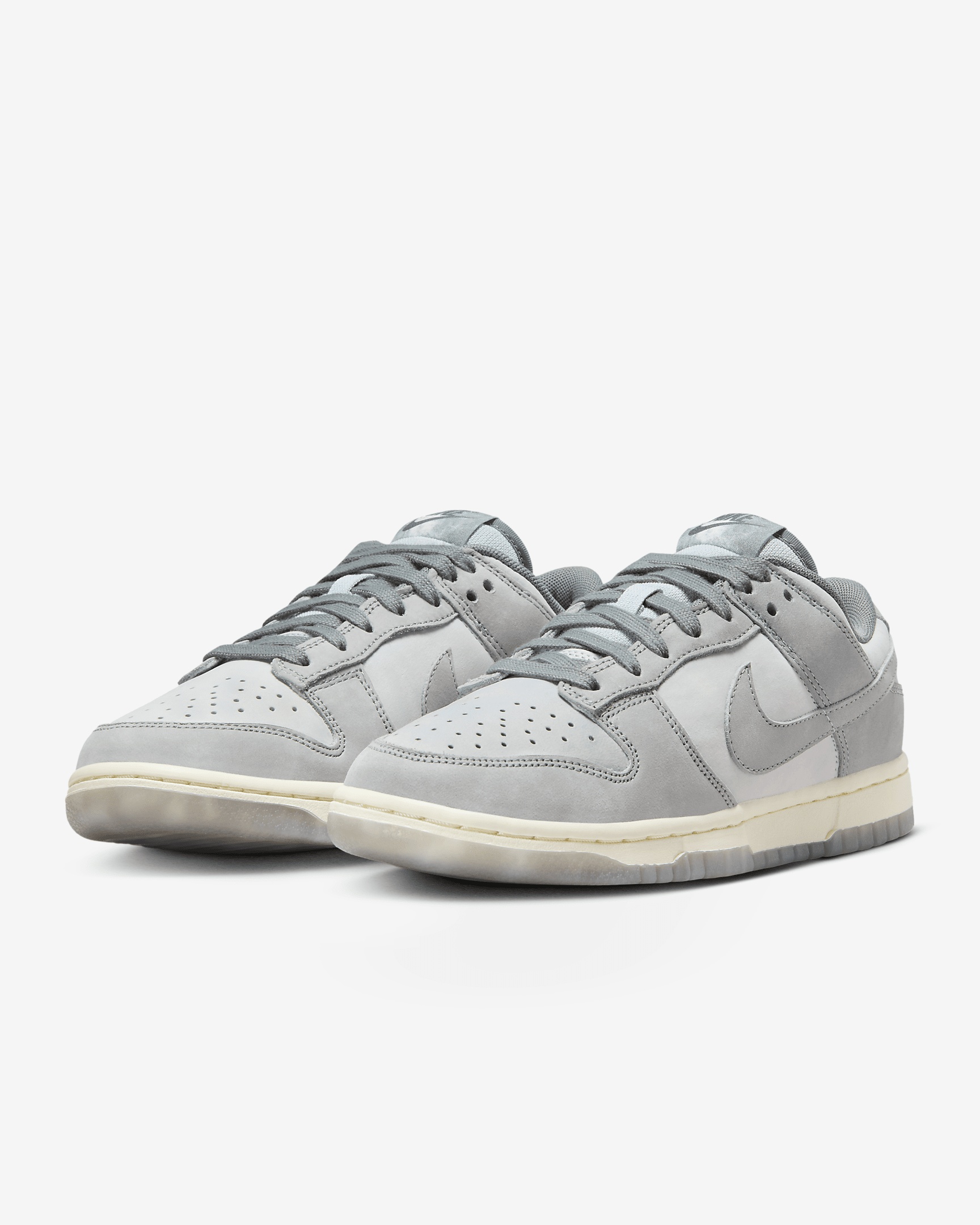 Nike Women's Dunk Low Shoes - 5