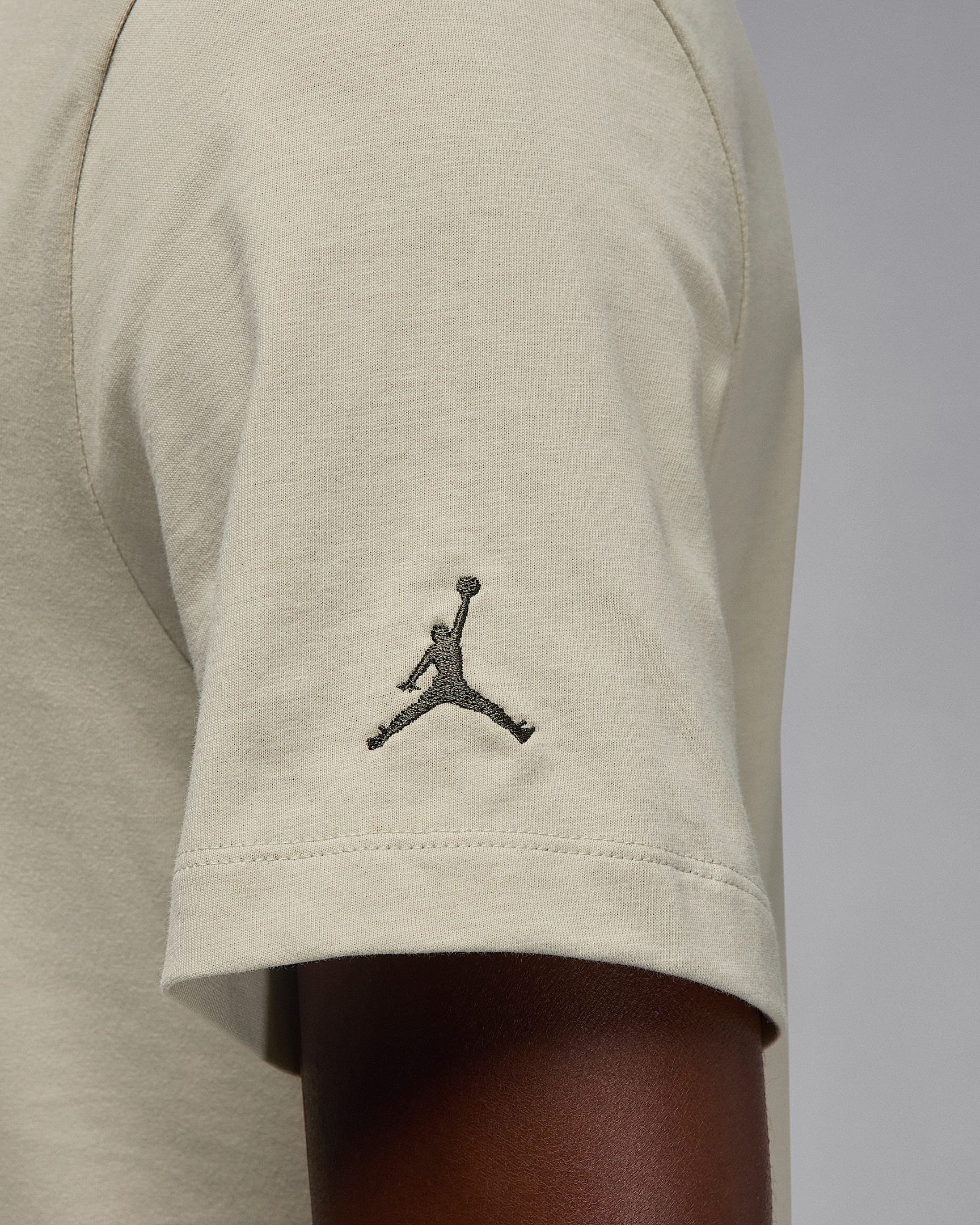 Jordan Men's T-Shirt - 5