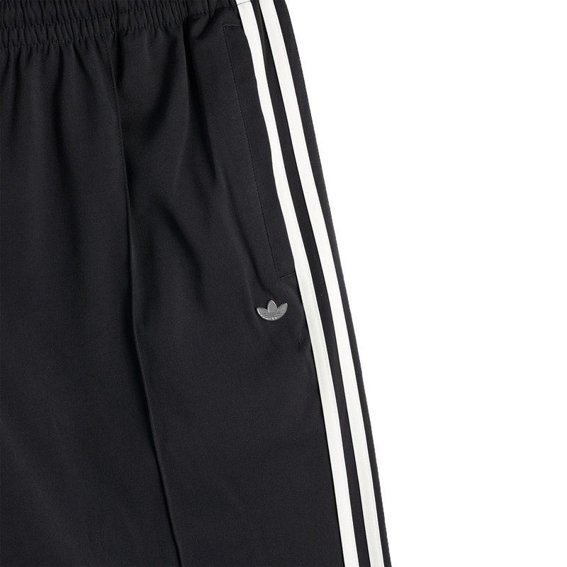 adidas adidas Baggy Track Pant outlook