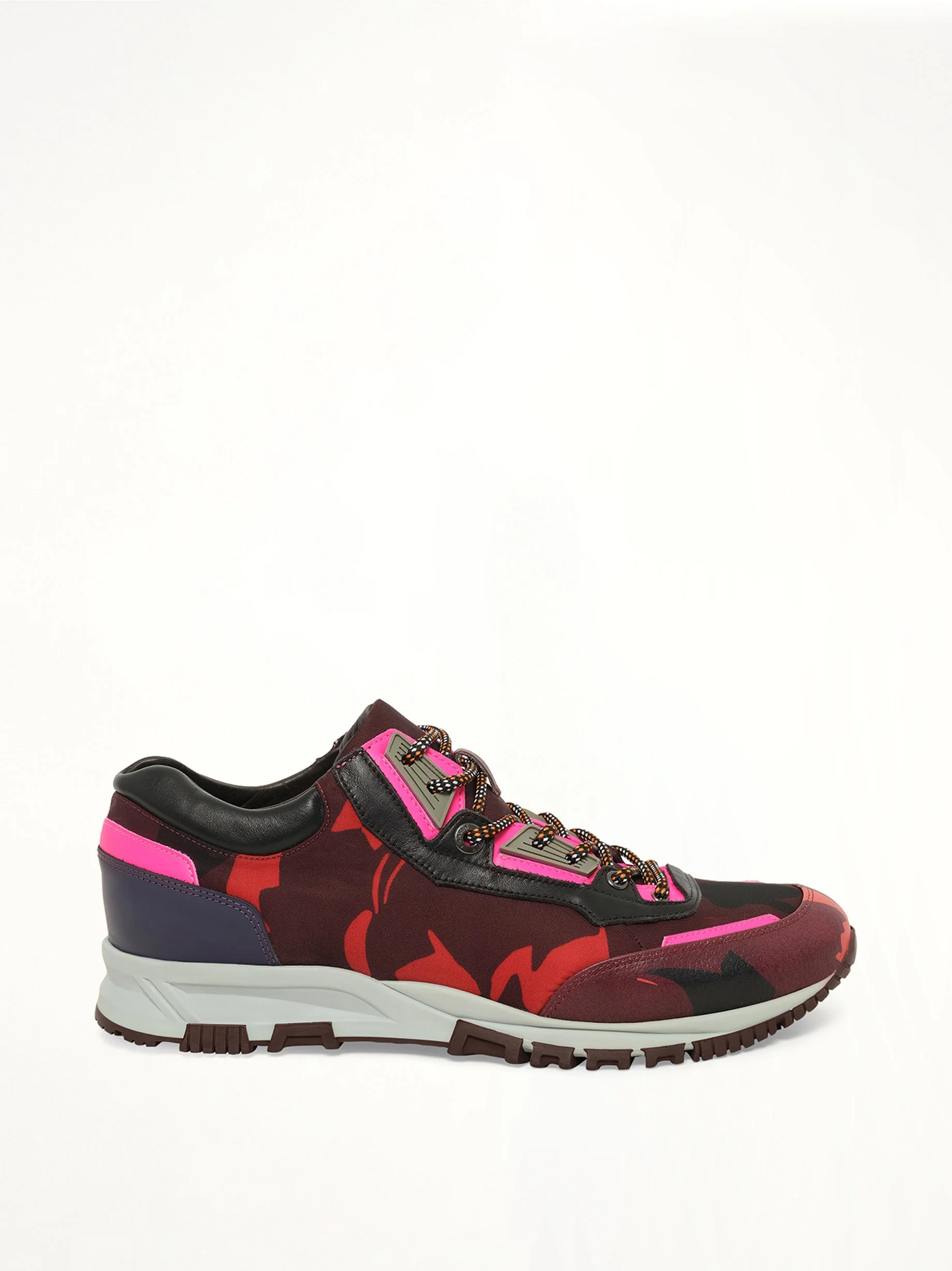 Running in Flower Print in Burgandy - 1