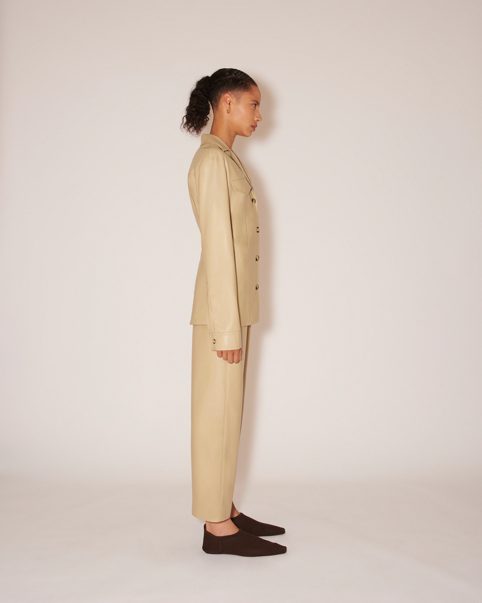 ODESSA - Vegan leather kick-flare pants - Pebble - 4