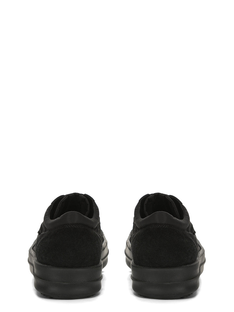 VINTAGE SNEAKS 4