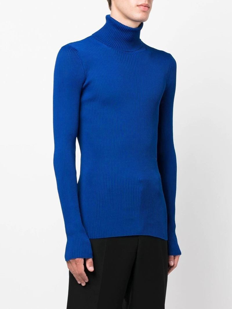 funnel-neck long-sleeve top 3