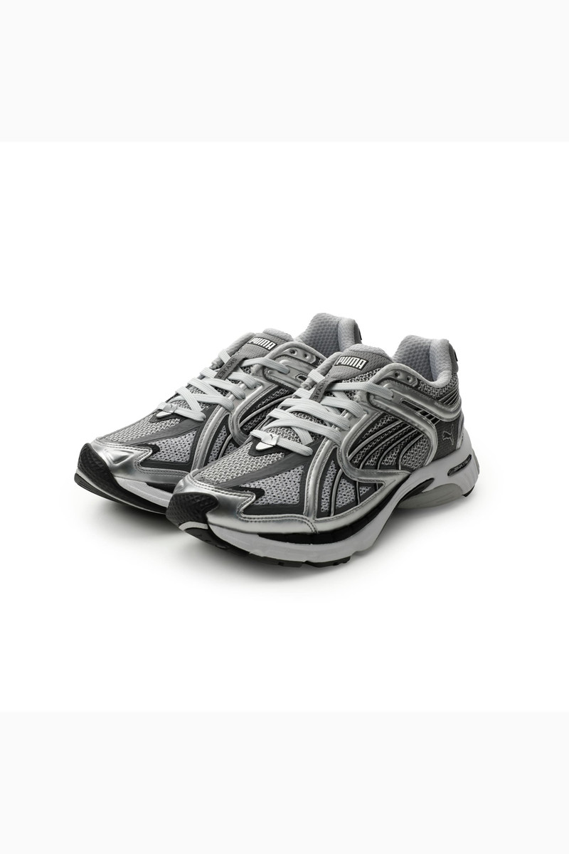PUMA SkyJet Prisco Sneakers outlook