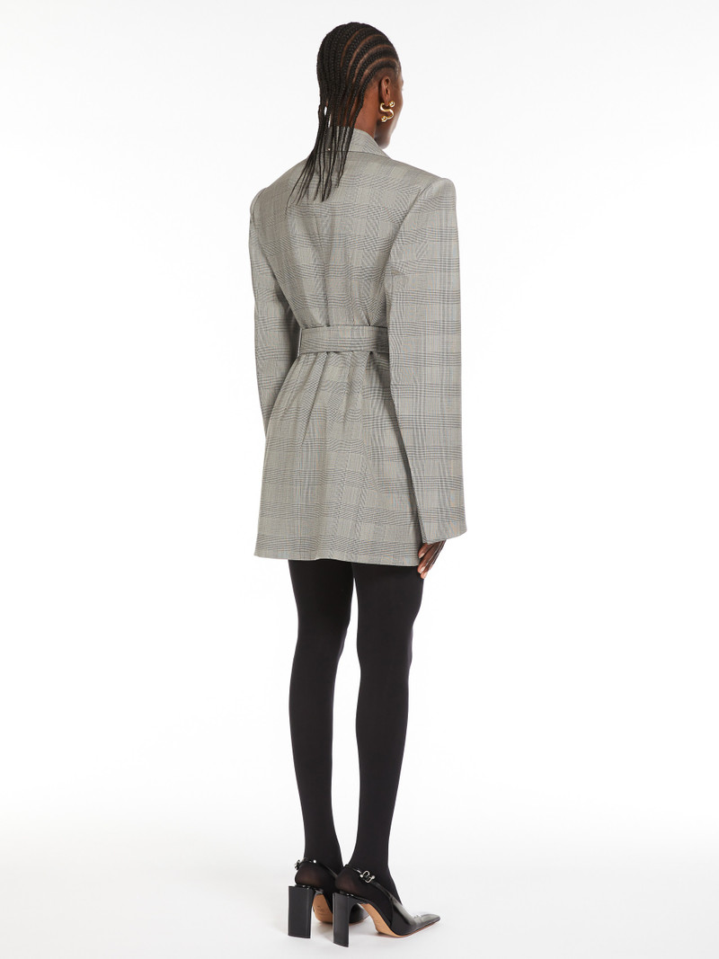 EMY Fitted jacket with belt 4