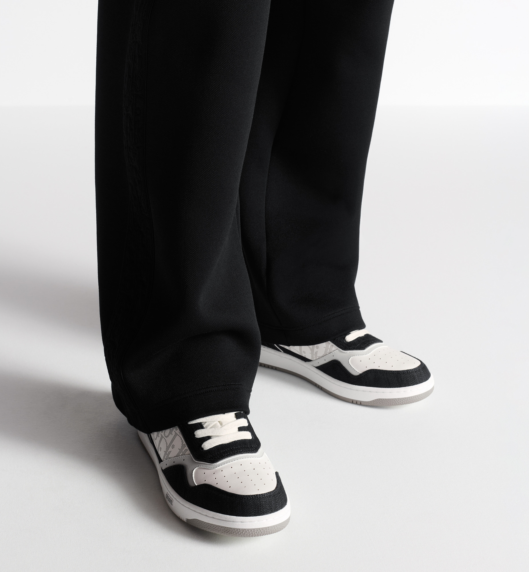 B27 Low-Top Sneaker - 2