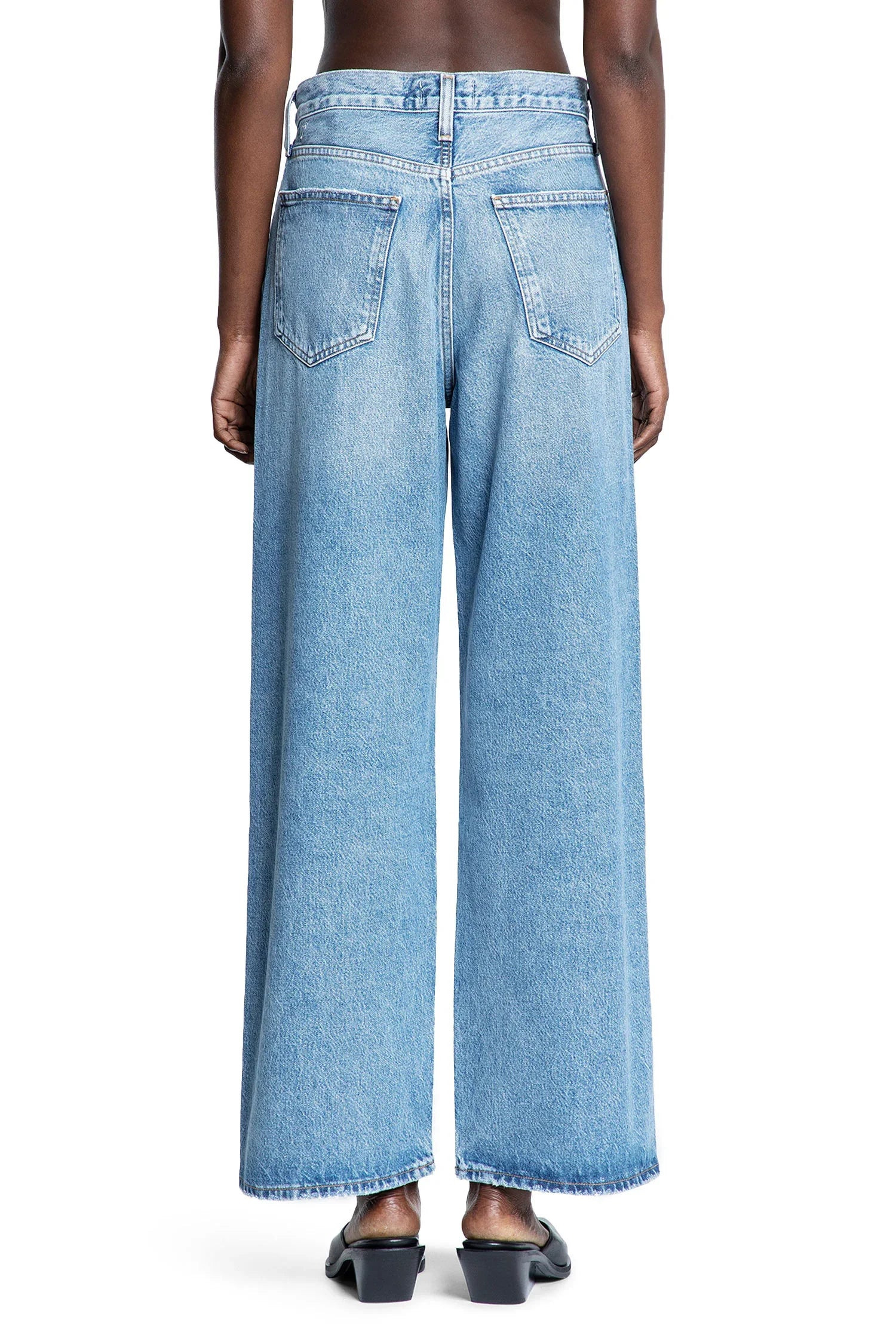 Low-Slung-Baggy-Jeans - 3