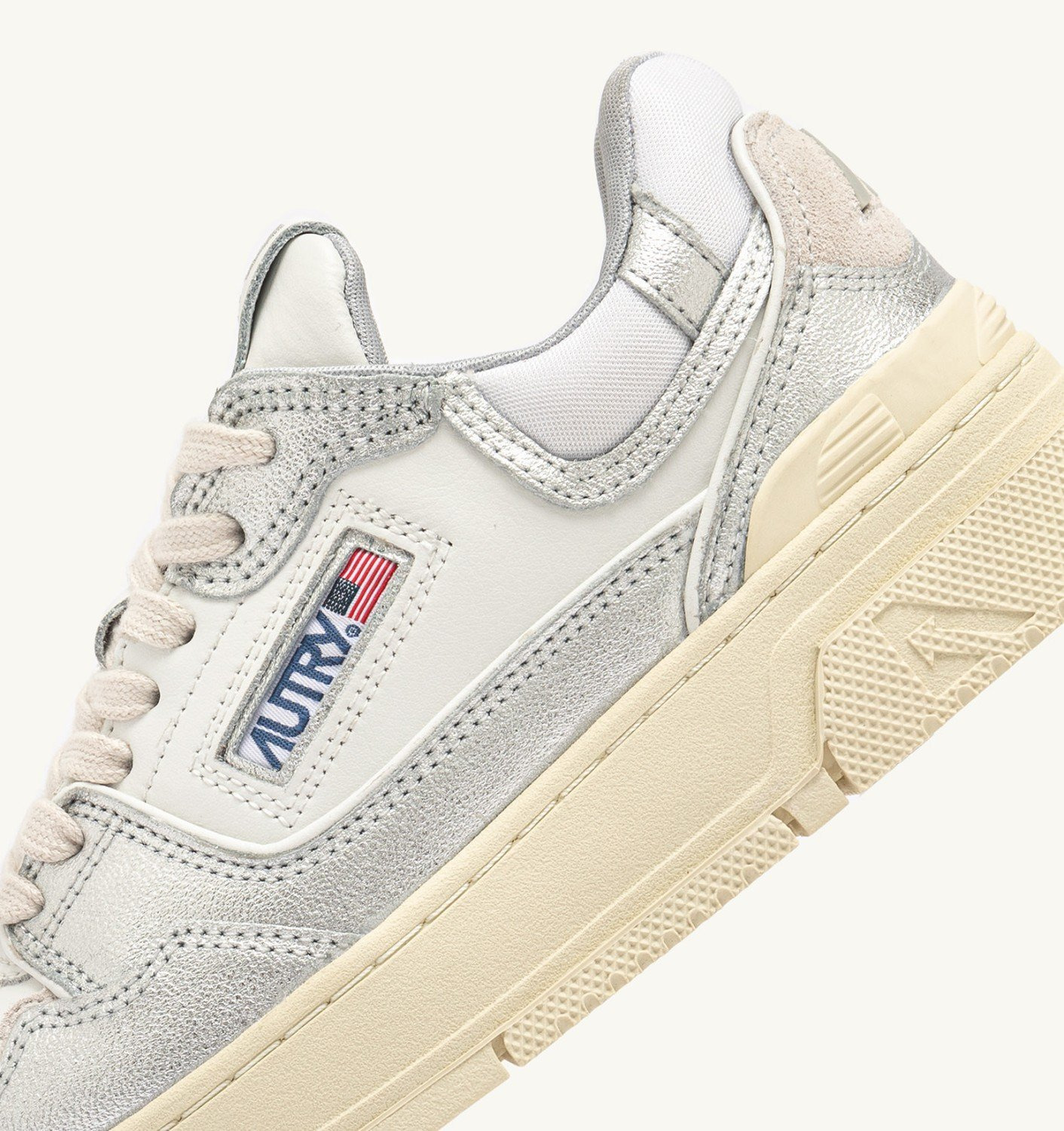 CLC LOW SNEAKERS IN SILVER-TONE LEATHER - 6