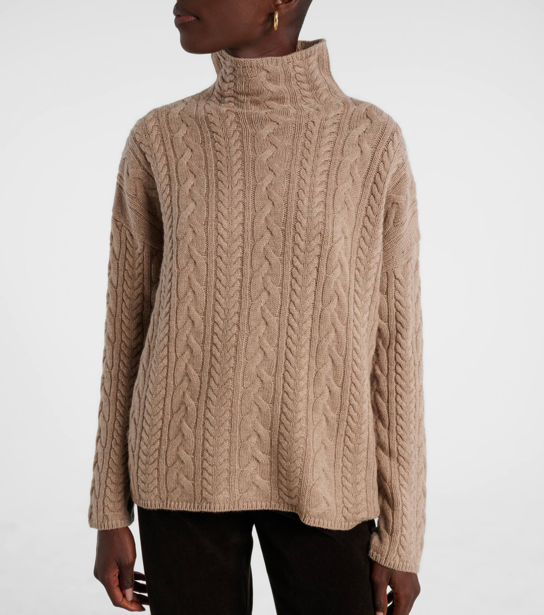 Cable-knit wool and cashmere sweater - 5