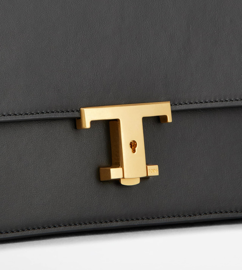 T TIMELESS FLAP BAG IN LEATHER MINI - BLACK 5