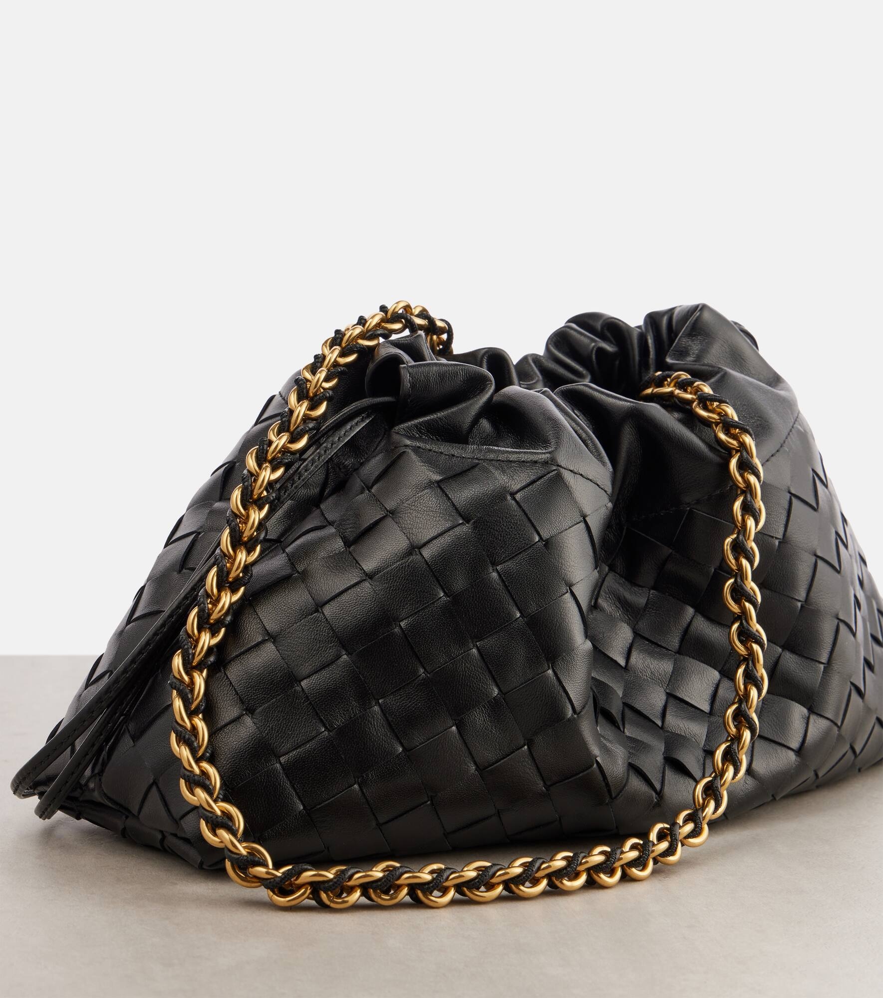 Soirée Medium Intrecciato leather clutch - 6