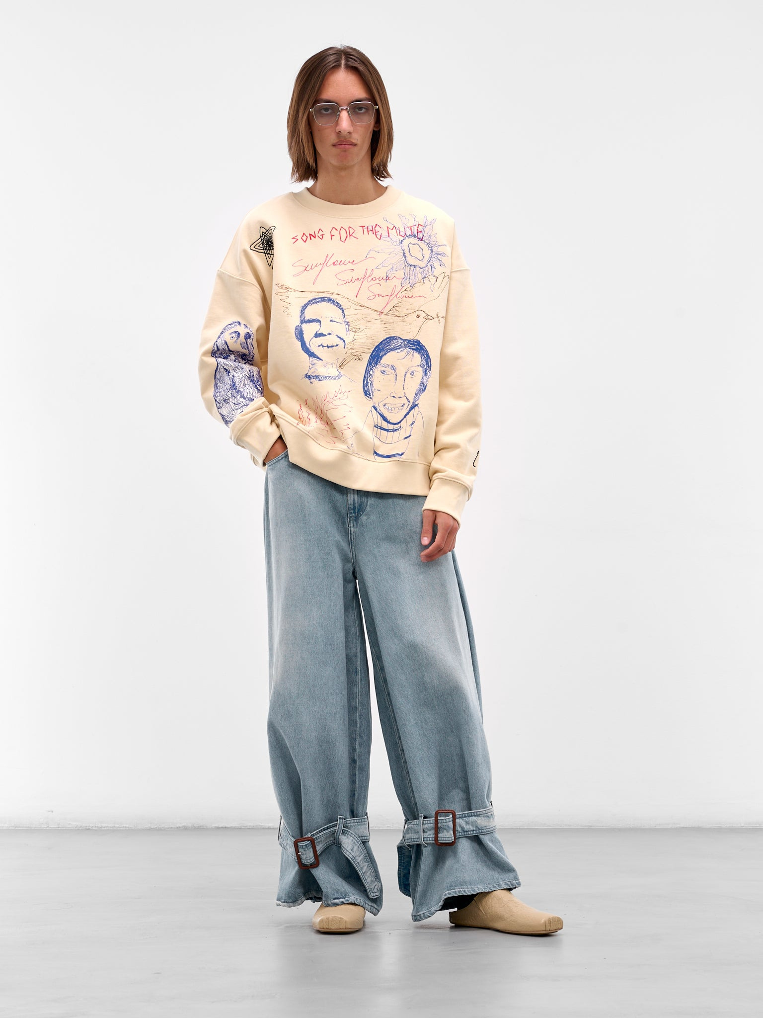 Ivory 'Sketchbook' Graphic Crewneck Pullover - 6
