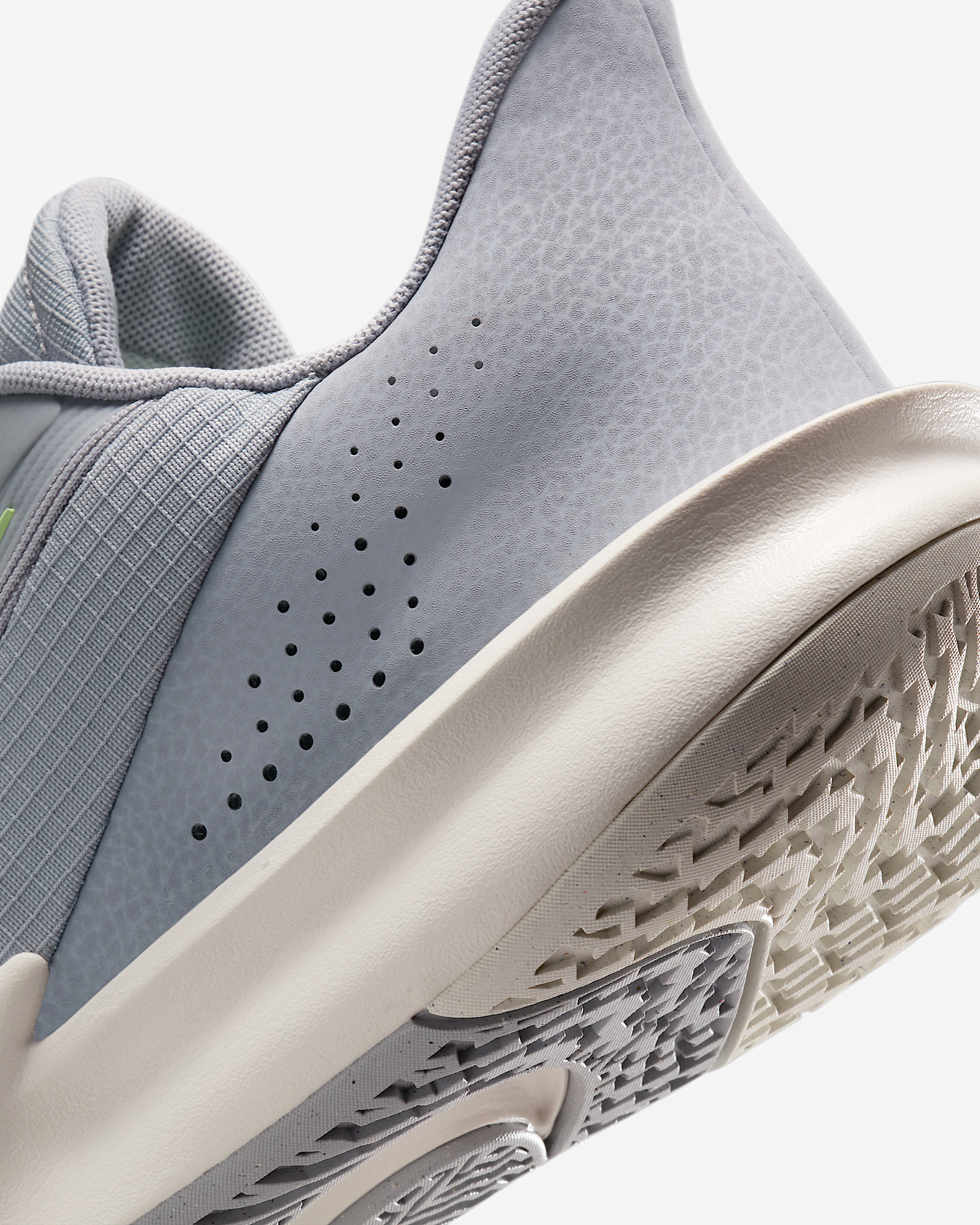 Nike Precision 7 Basketball Shoes - 8