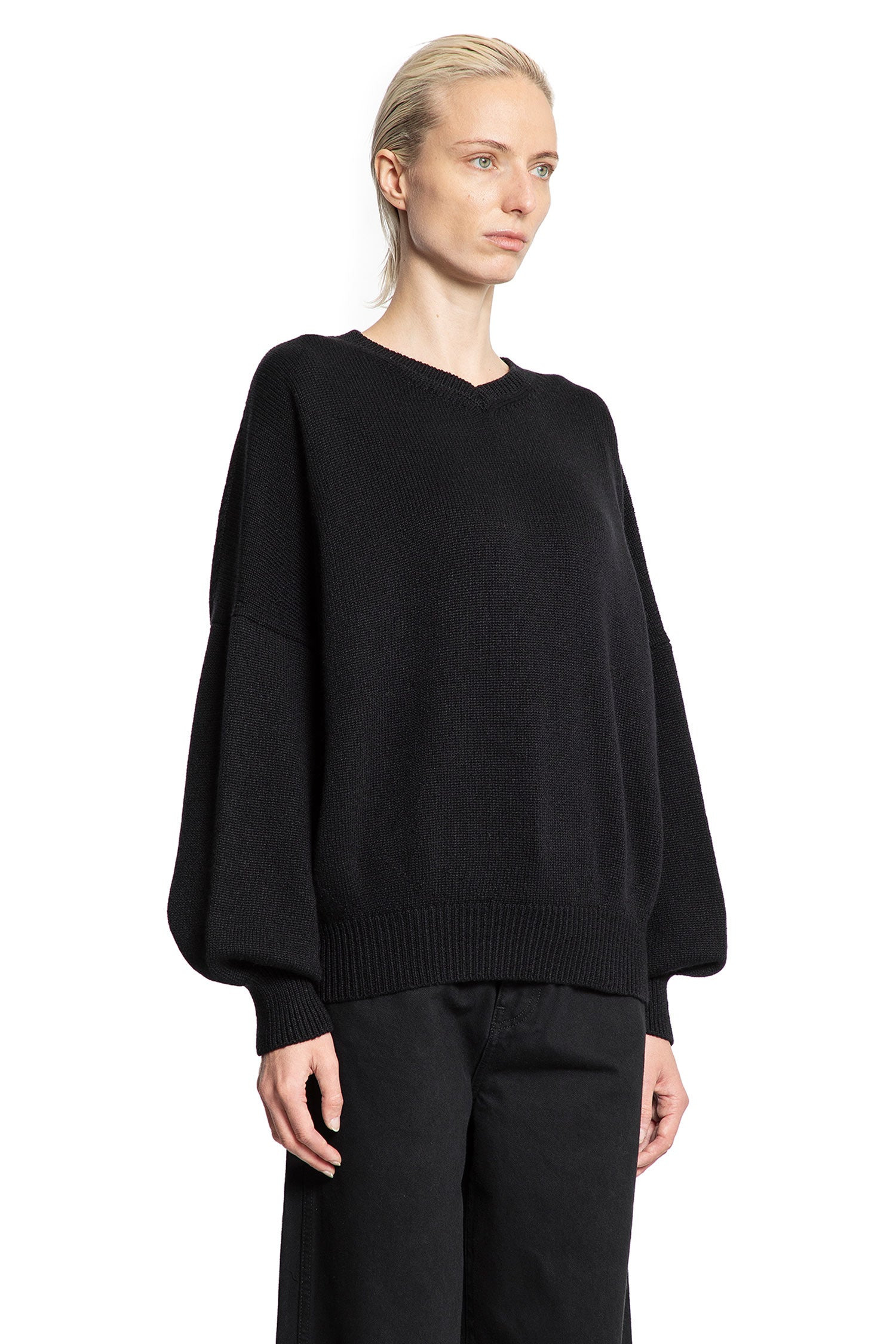 Wolfe-Sweater - 2