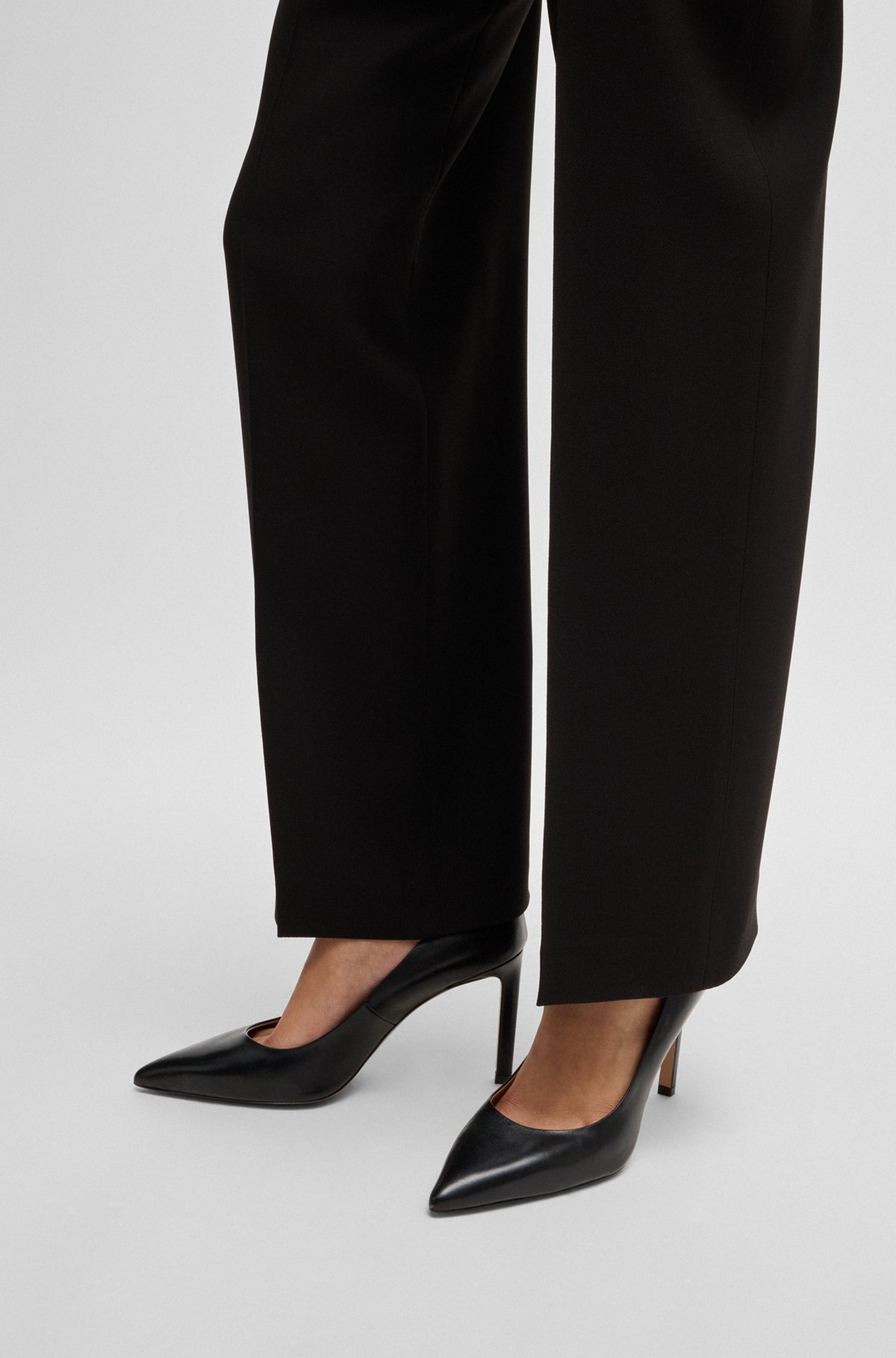 HIGH-HEELED PUMPS IN LEATHER WITH POINTED TOE - 4