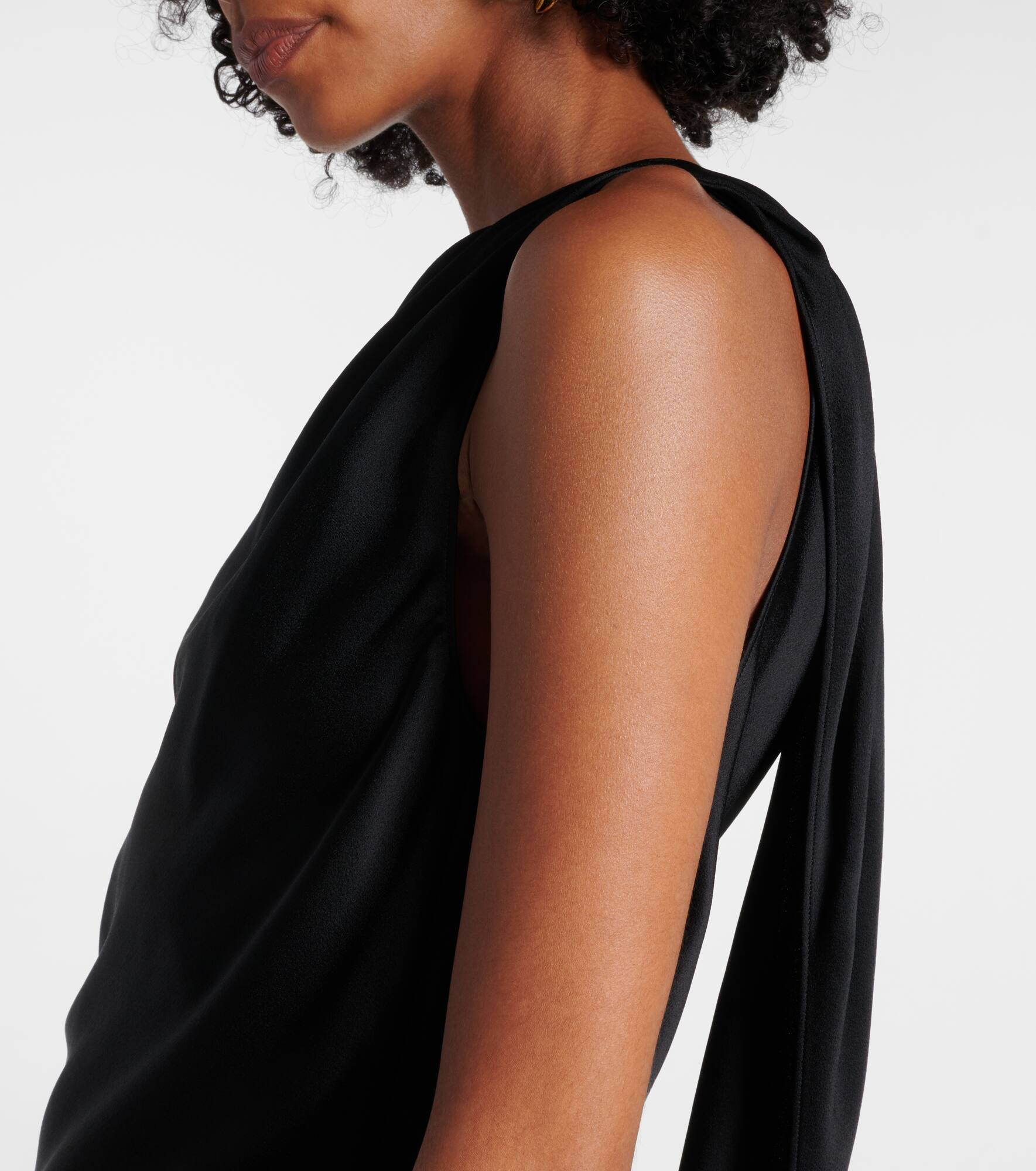 One-shoulder crêpe satin top - 5