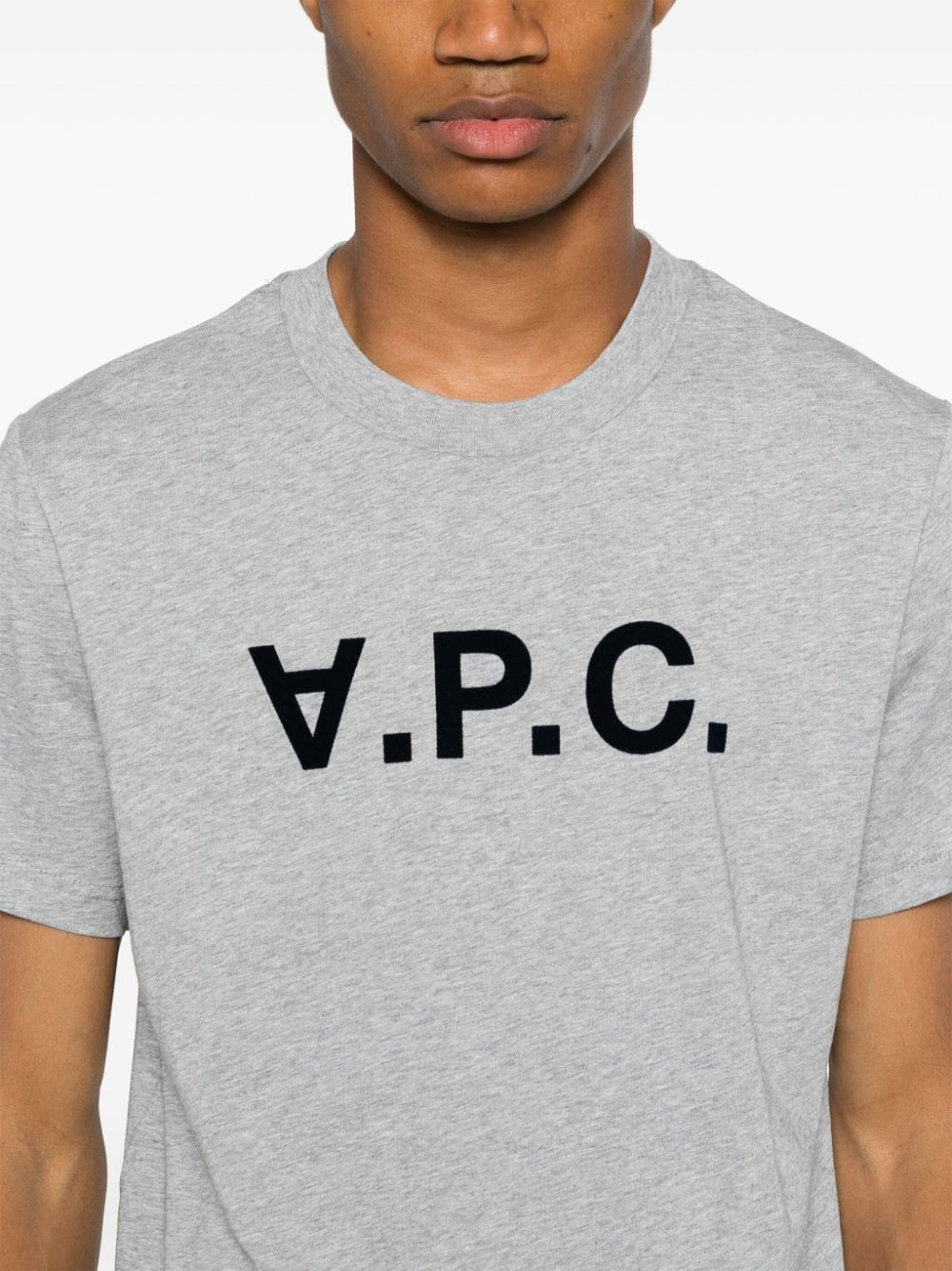 A.P.C. Women Standard Big Vpc T-Shirt - 2