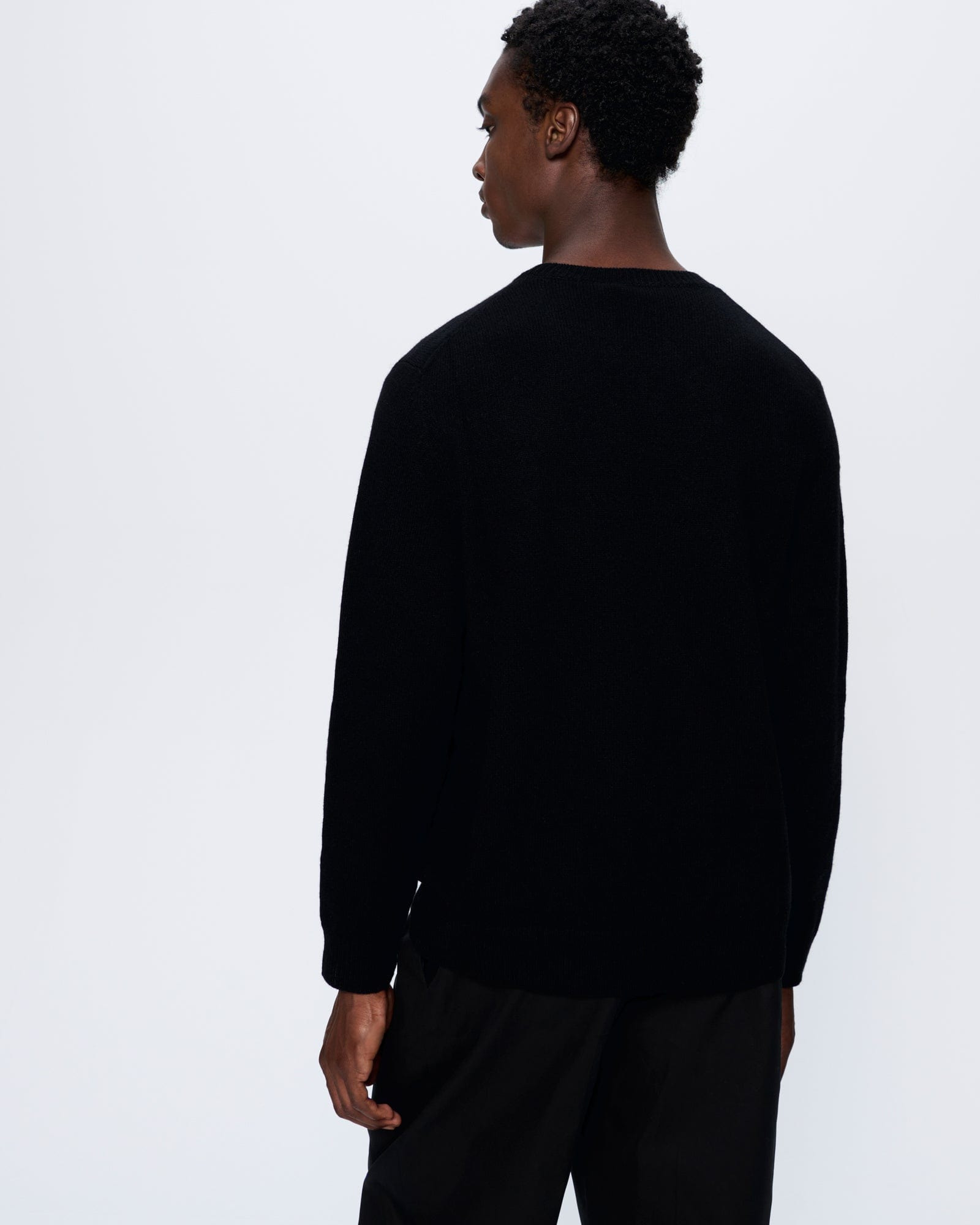 Mens Recycled Cashmere Crewneck Sweatshirt - Black - 5