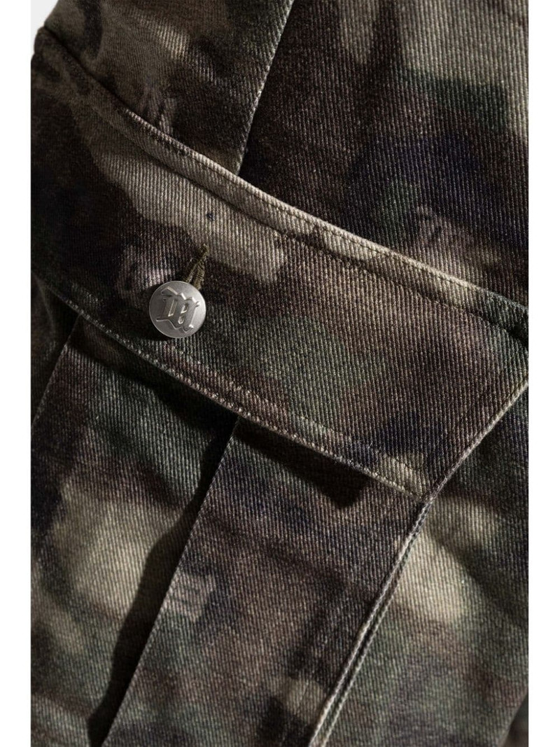 camo-print trousers 5