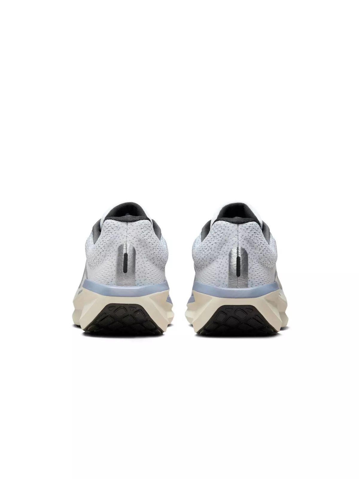 Winflo 11 "White/Ashen Slate/Anthracite/Metallic Silver" Men's Running Shoe - 5