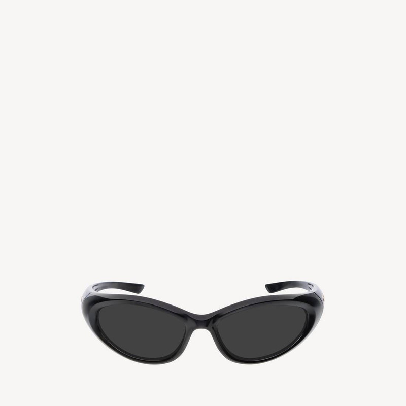 Sporty B Round Af Sunglasses in Black 1