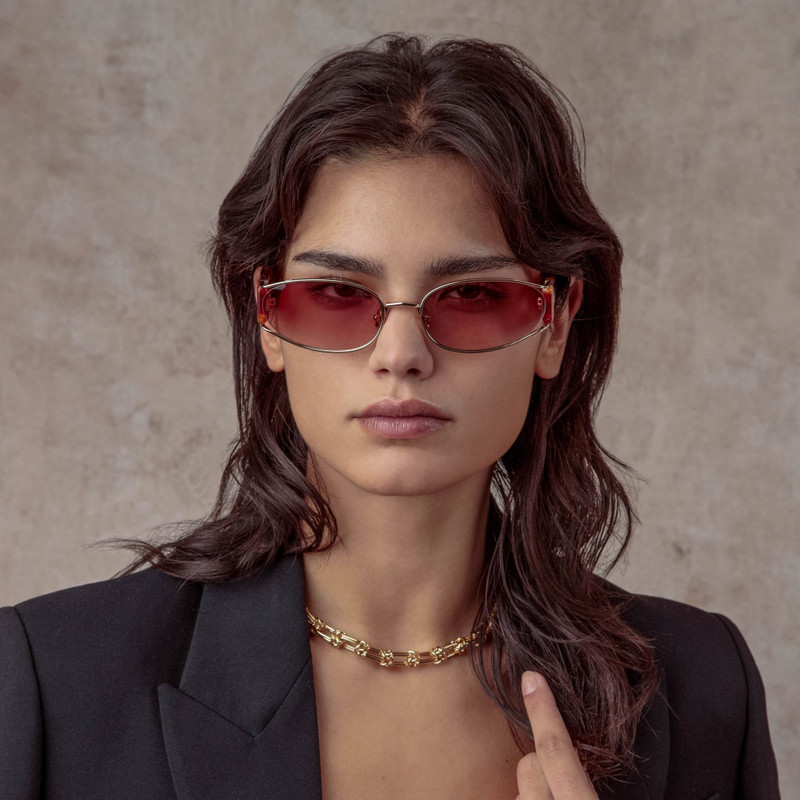 LINDA FARROW SHELBY CAT EYE SUNGLASSES IN AMBER TORTOISESHELL outlook