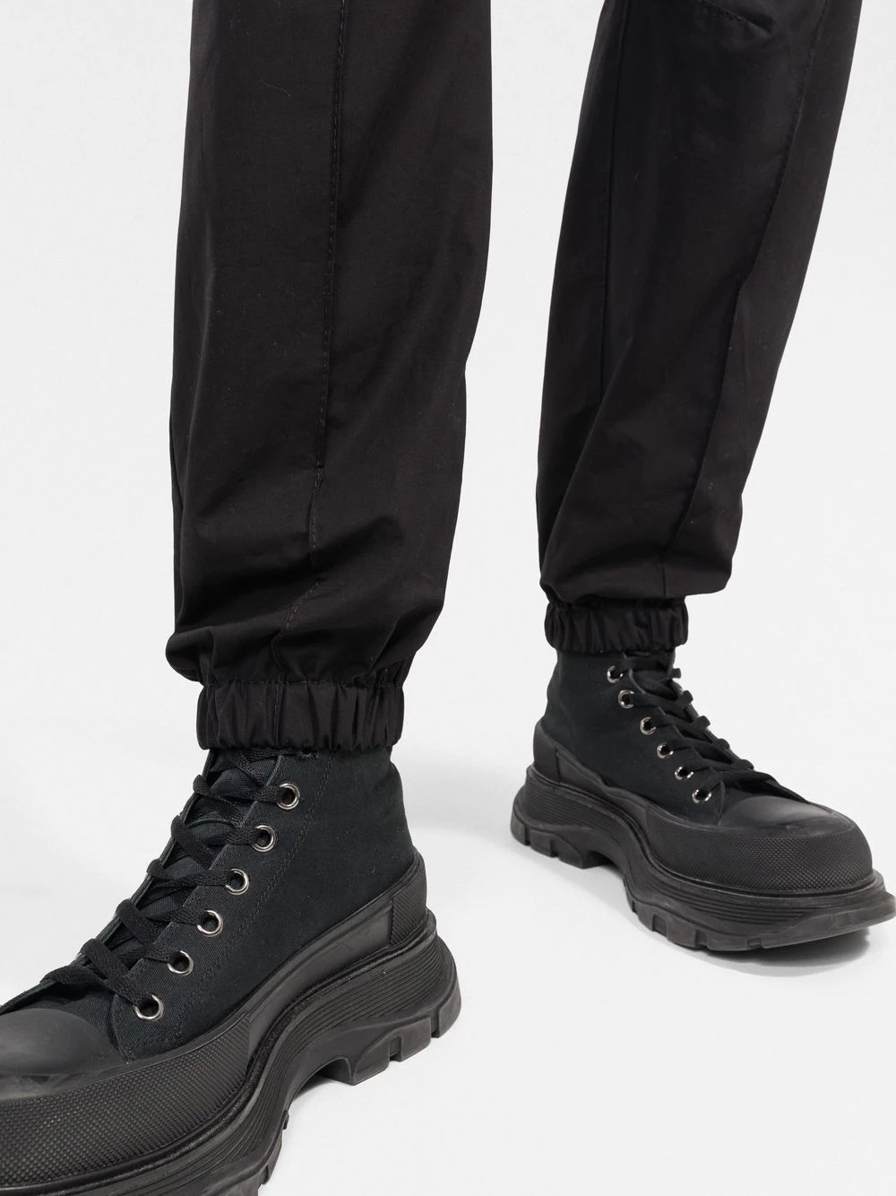 Medusa plaque cargo trousers - 5