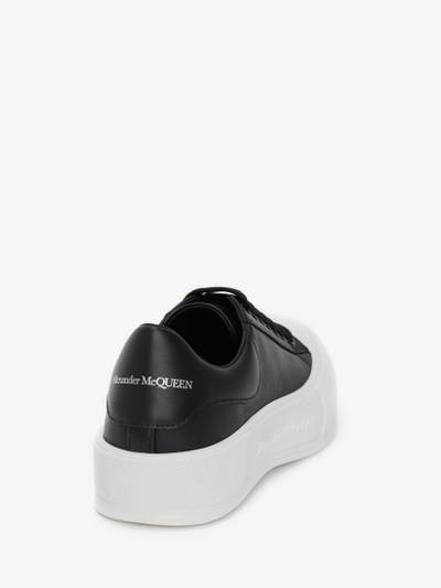 Alexander McQueen Men's Deck Lace Up Plimsoll in Black outlook