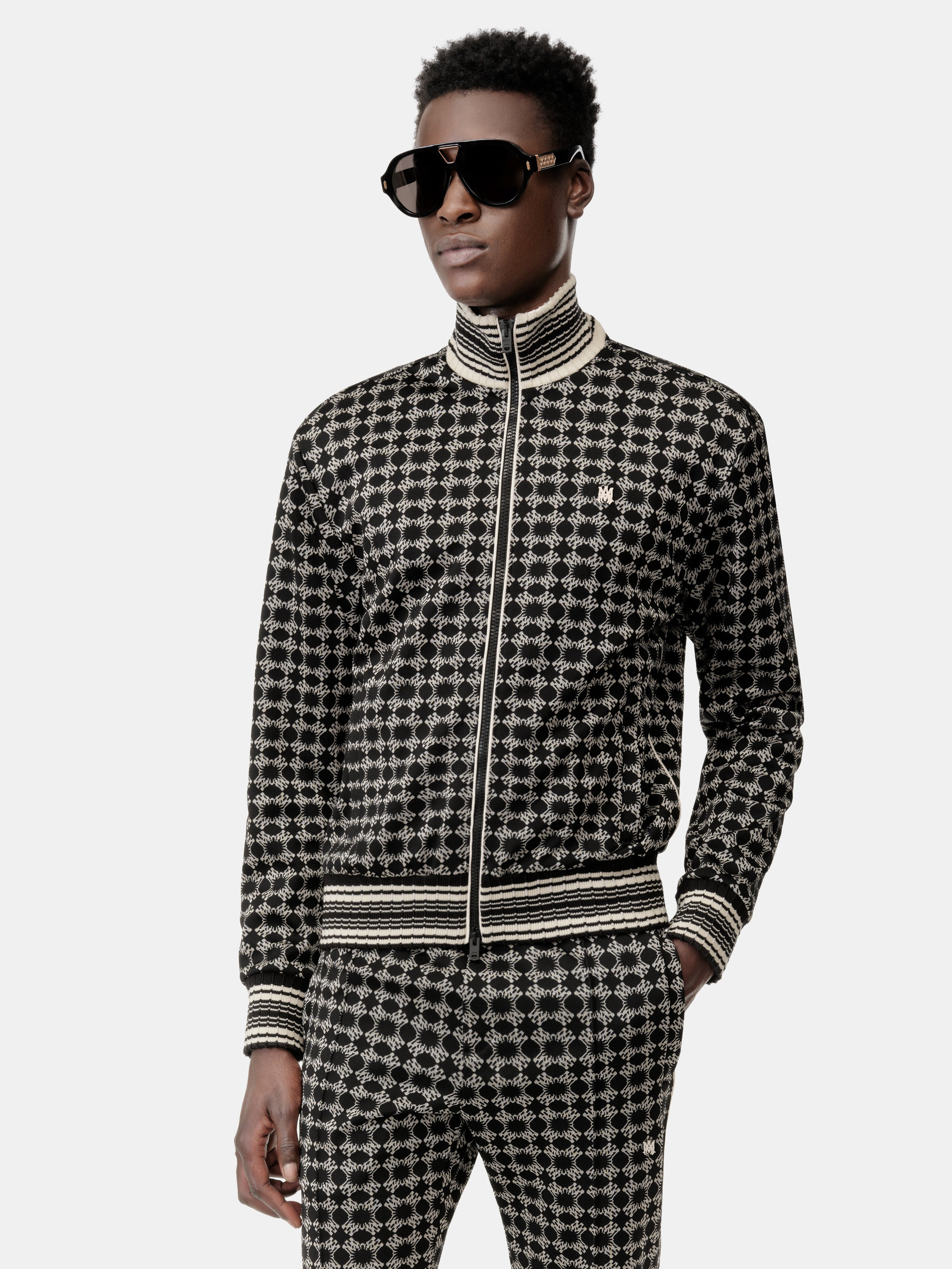 MA QUAD FLARE TRACK PANT - 5