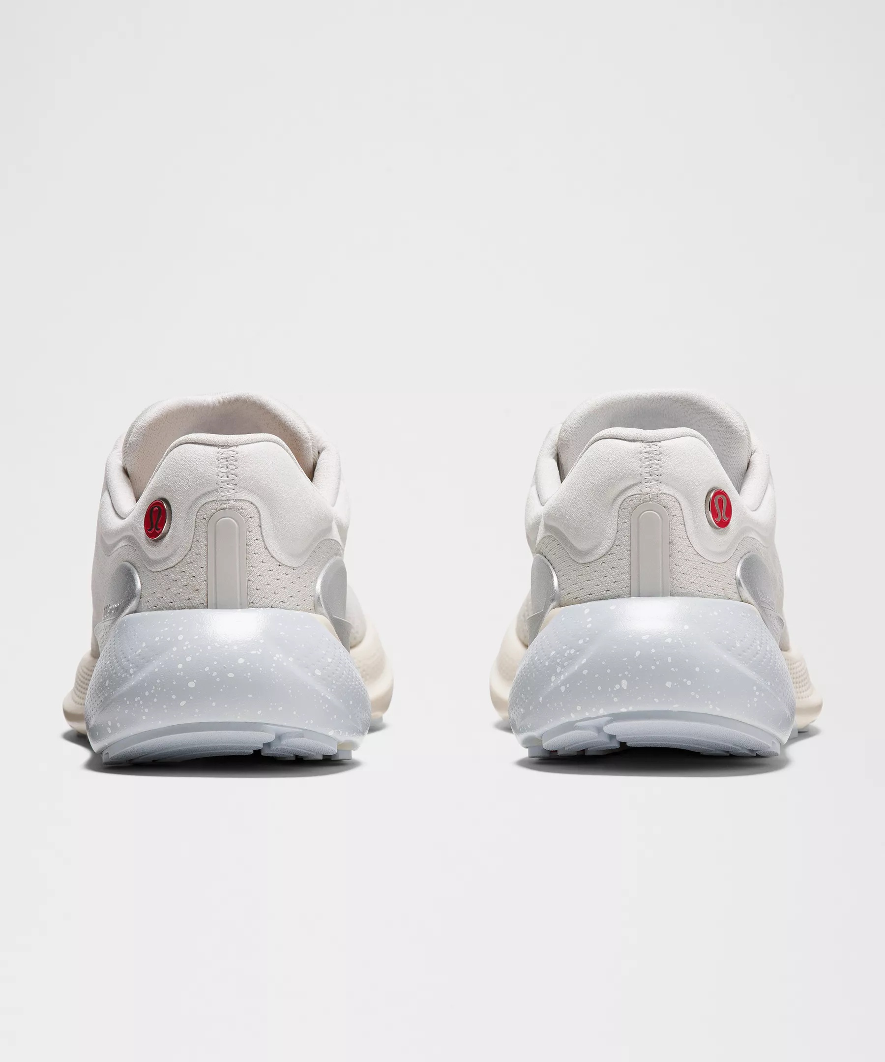 Women's Beyondfeel Running Shoe - 6