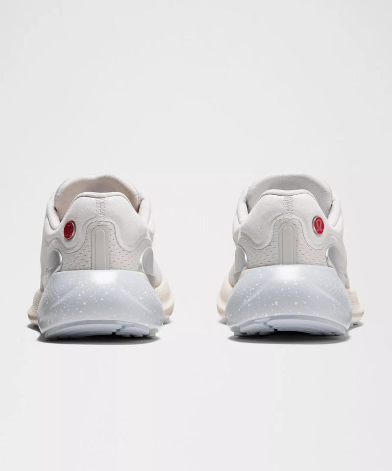 Women's Beyondfeel Running Shoe 6