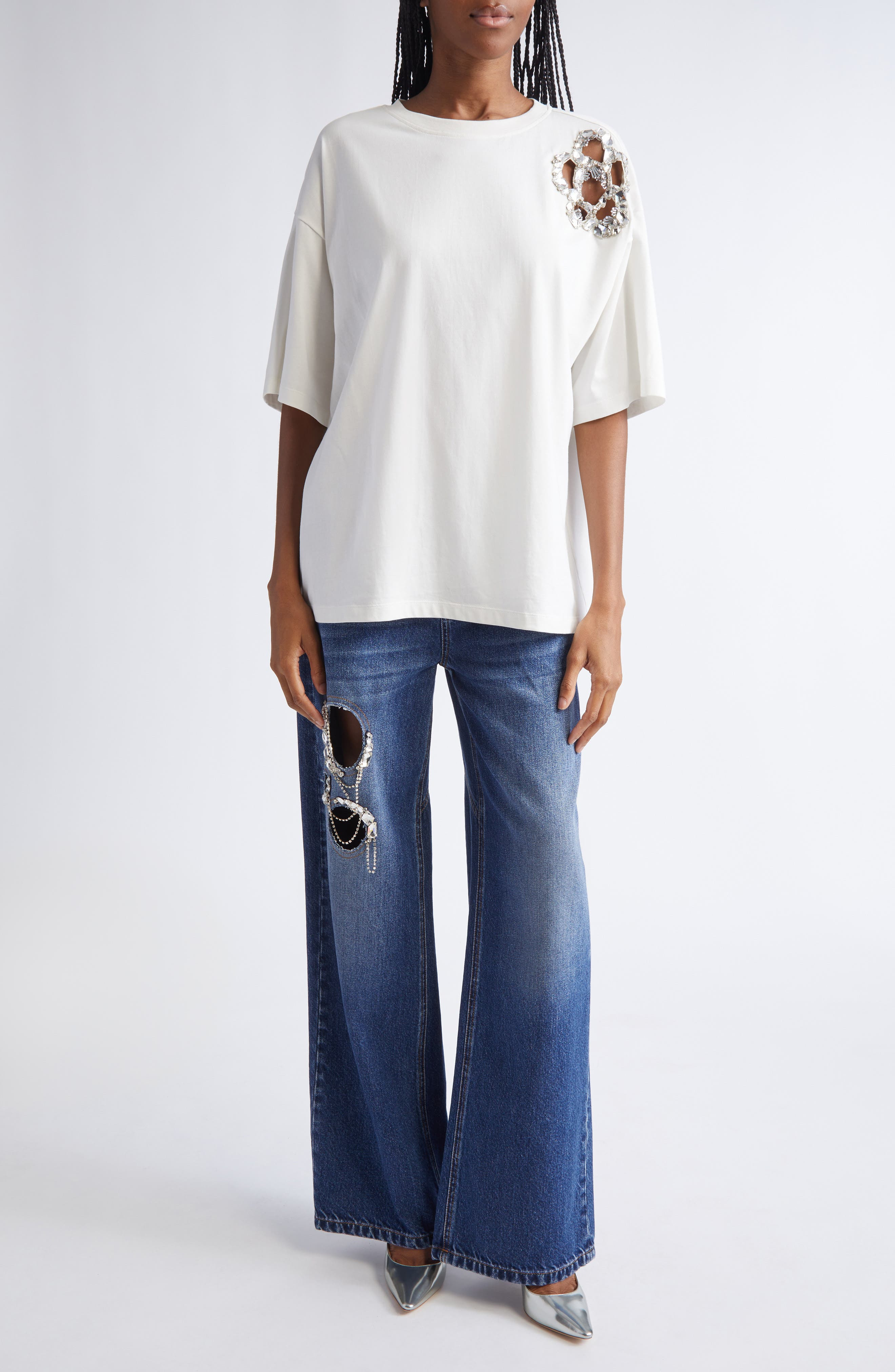 Area Crystal Cluster Flower T-Shirt in White at Nordstrom - 2