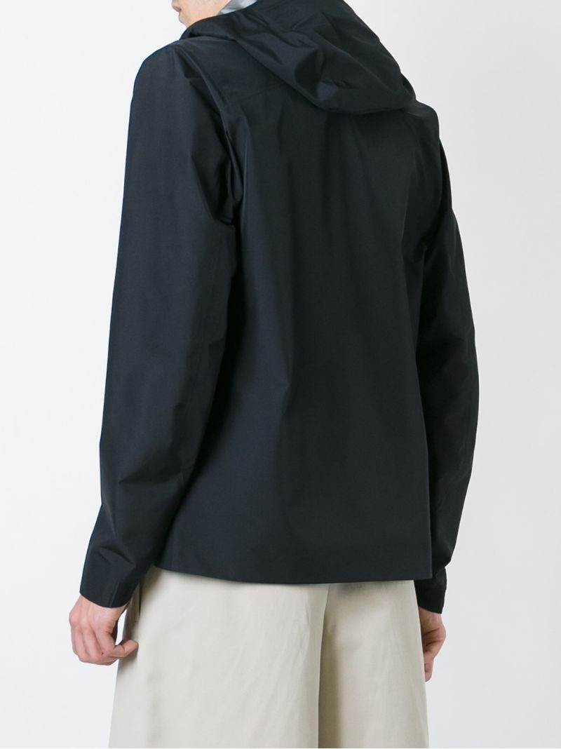 hooded windbreaker 4