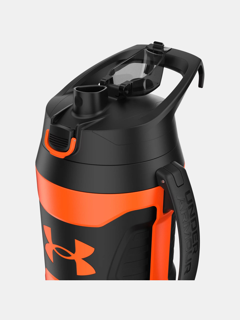 UA Playmaker 64 oz. 6