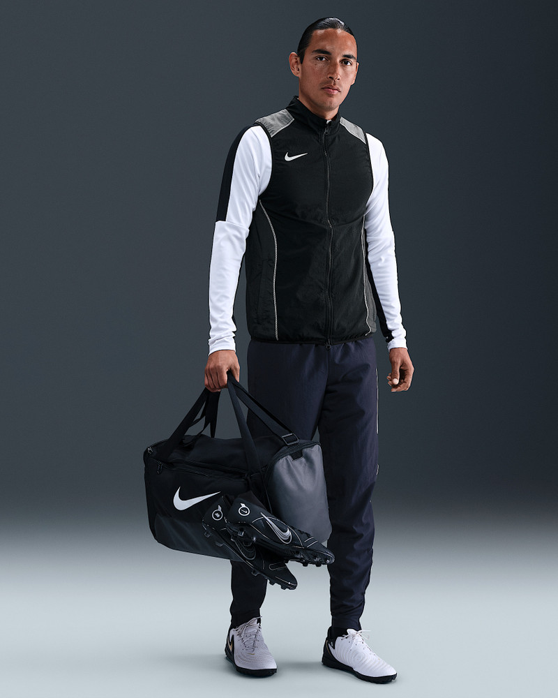Nike Strike+ Men's Repel Soccer Vest 4