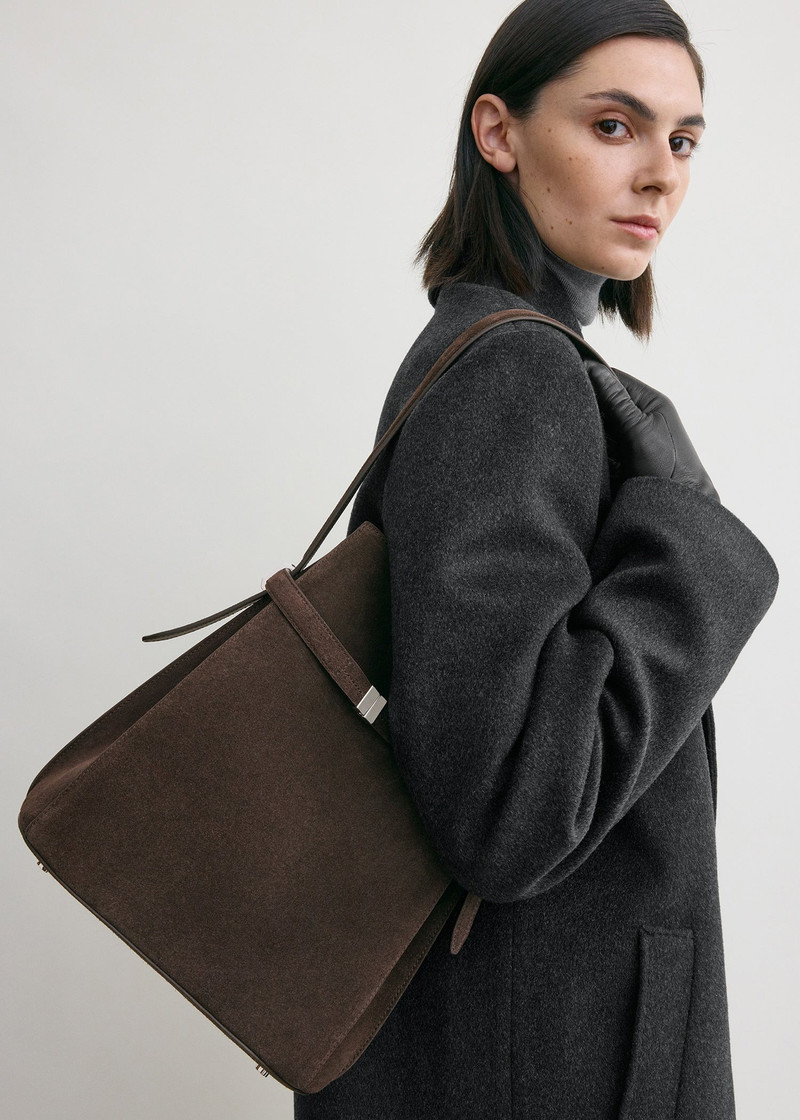 TOTEME Belted suede bucket bag brown outlook