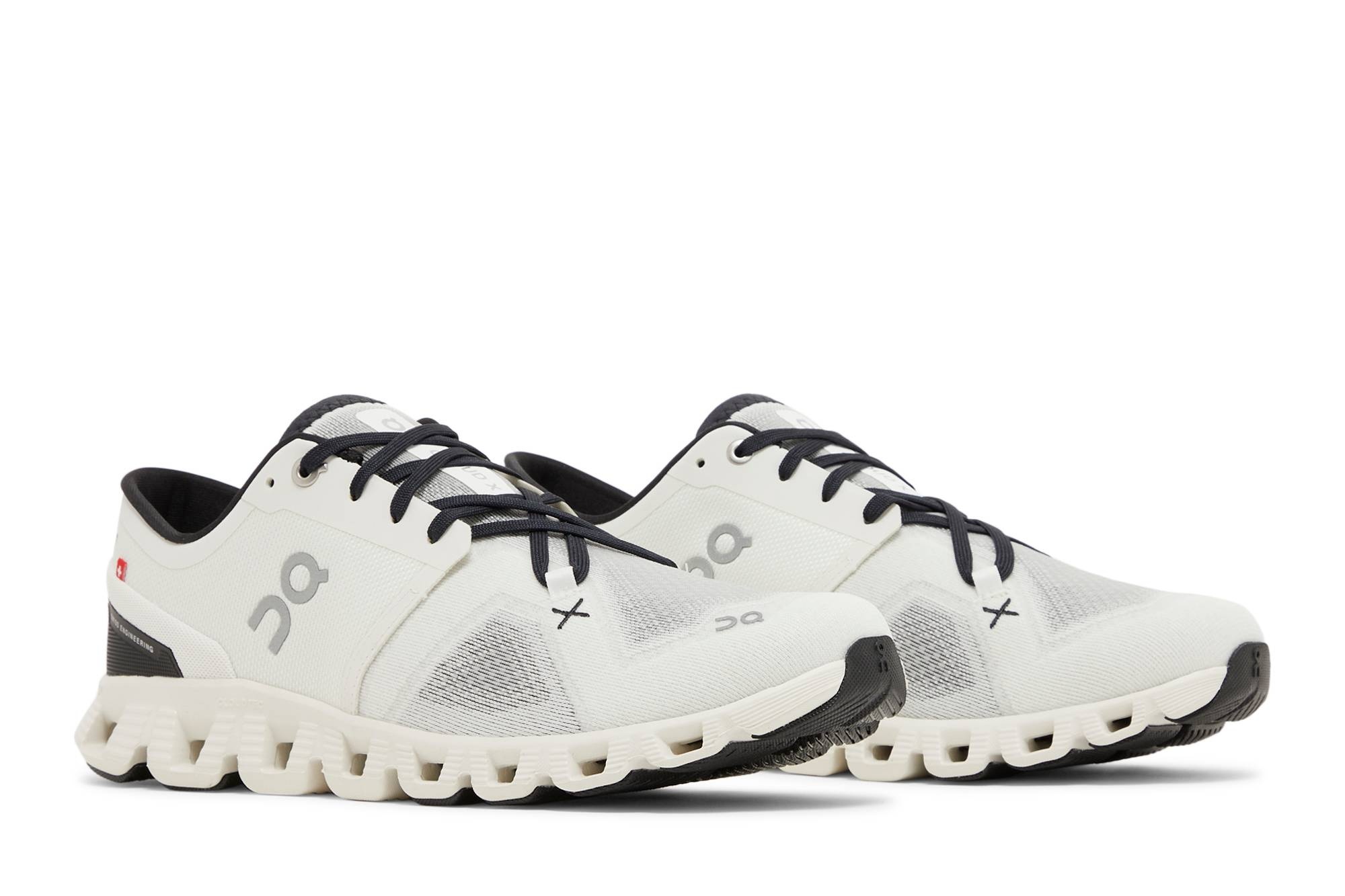 Cloud X 3 'Ivory Black' - 8