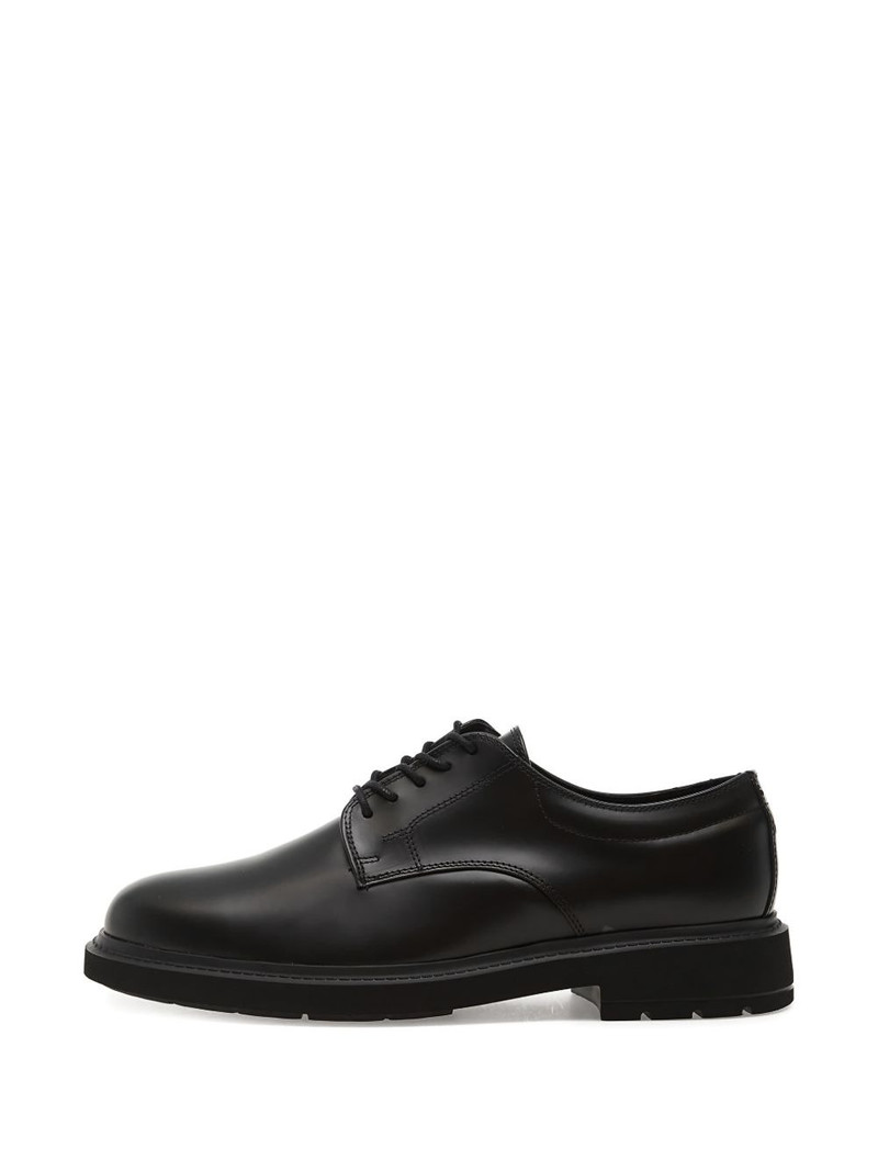 Clean Derby shoes 6