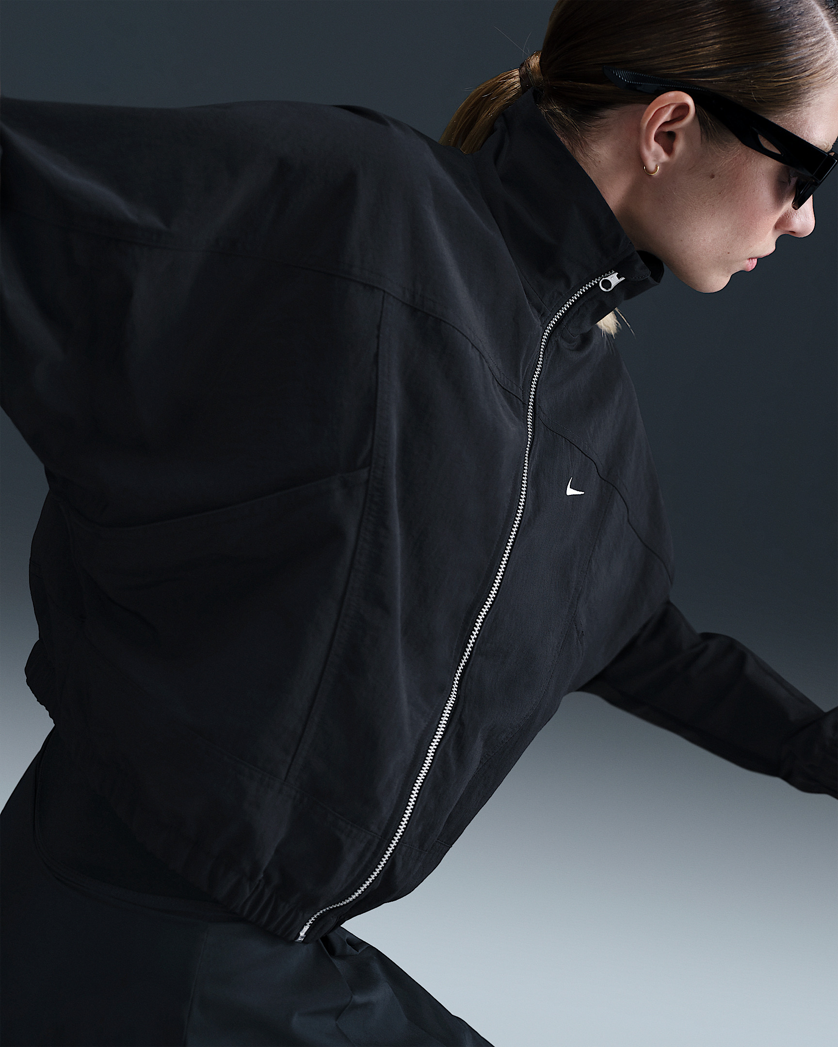 Nike Sportswear Everything Wovens Women's Oversized Repel UV Protection Jacket - 3
