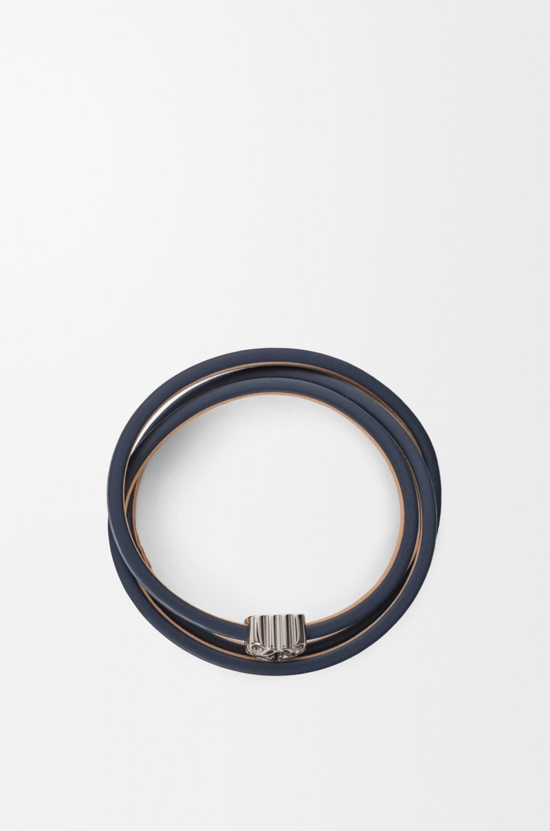 Loewe Anagram Bombé twist bracelet in calfskin outlook