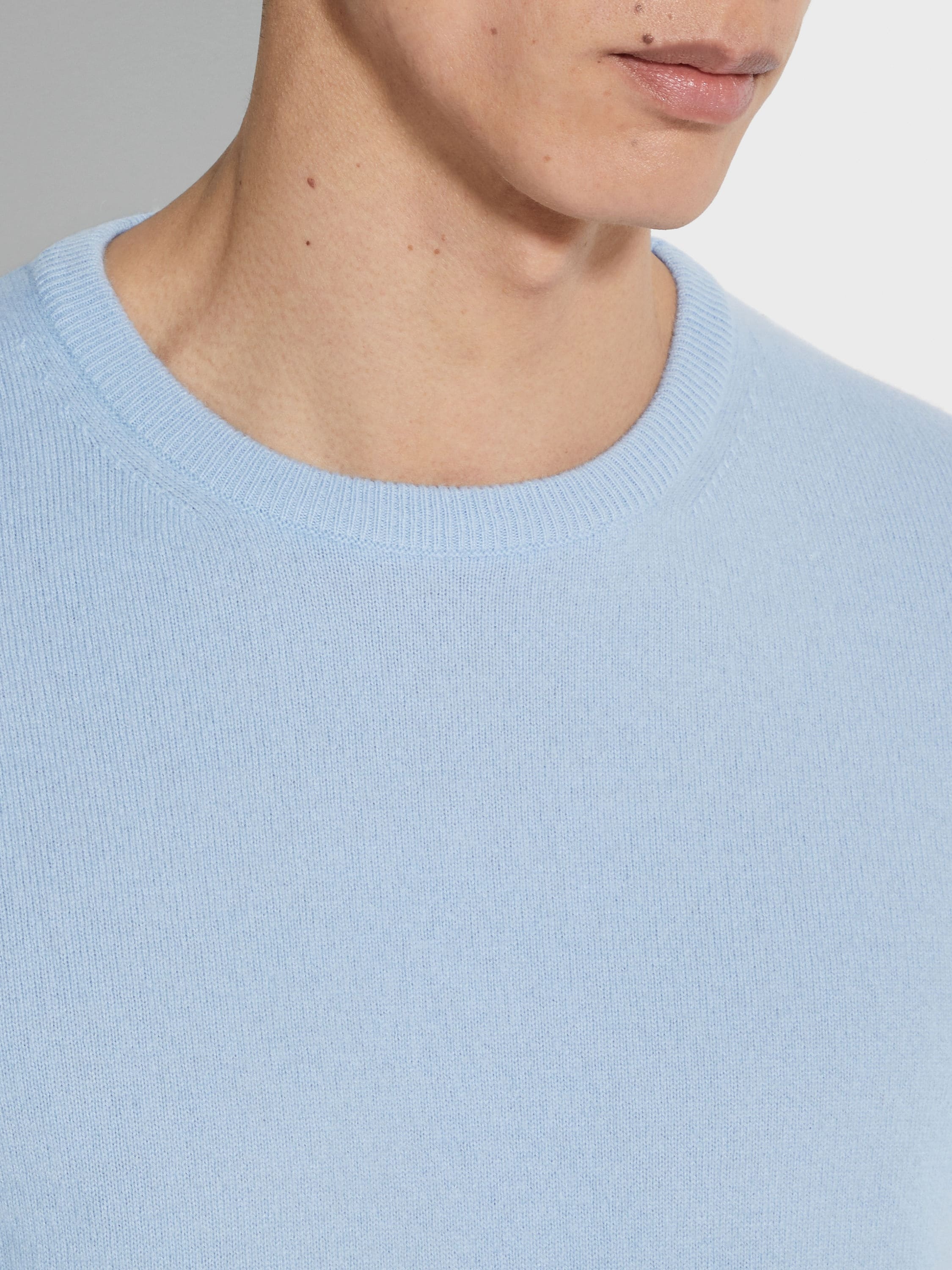 LIGHT BLUE OASI CASHMERE CREWNECK - 2