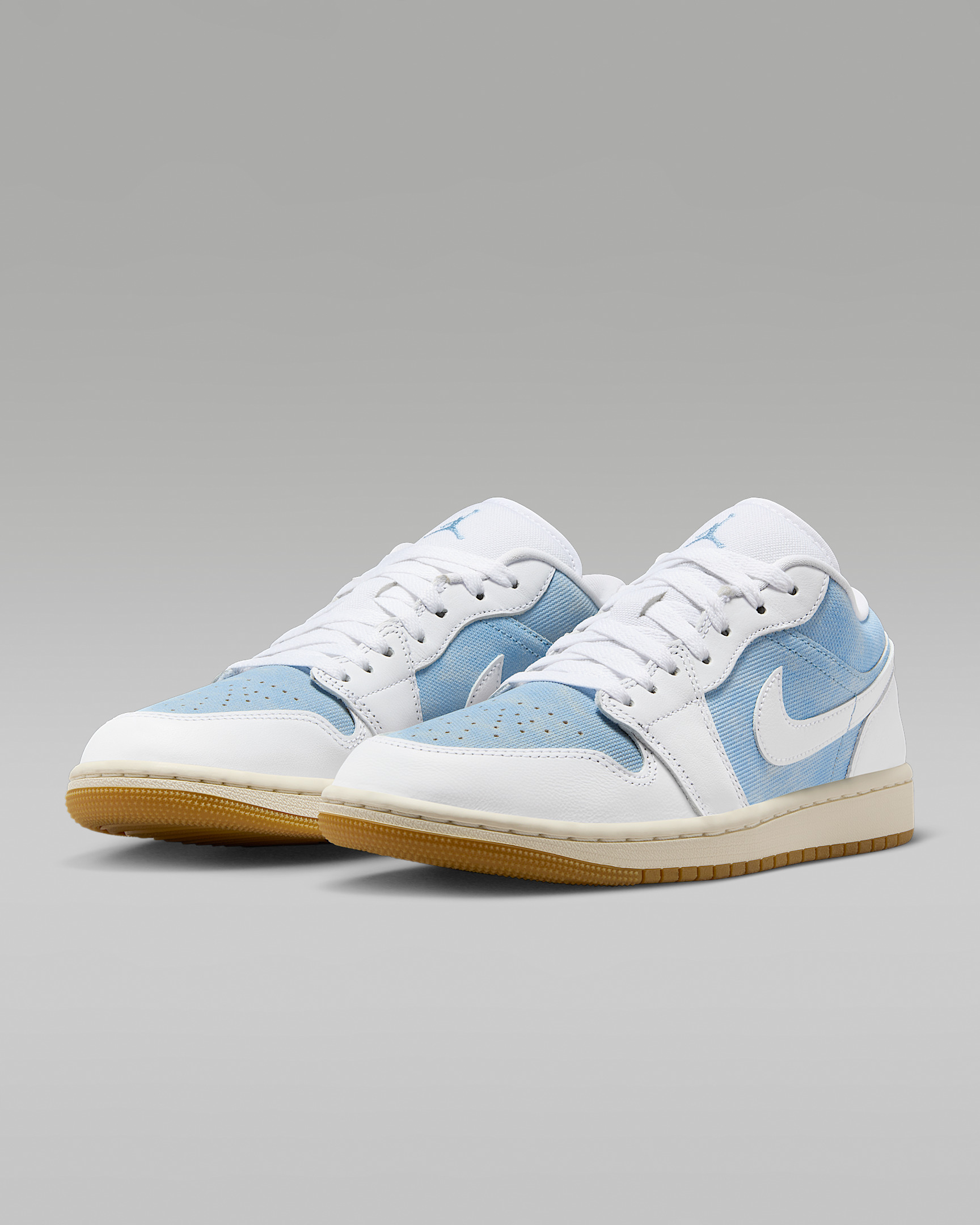 Air Jordan 1 Low SE Women's Shoes - 5