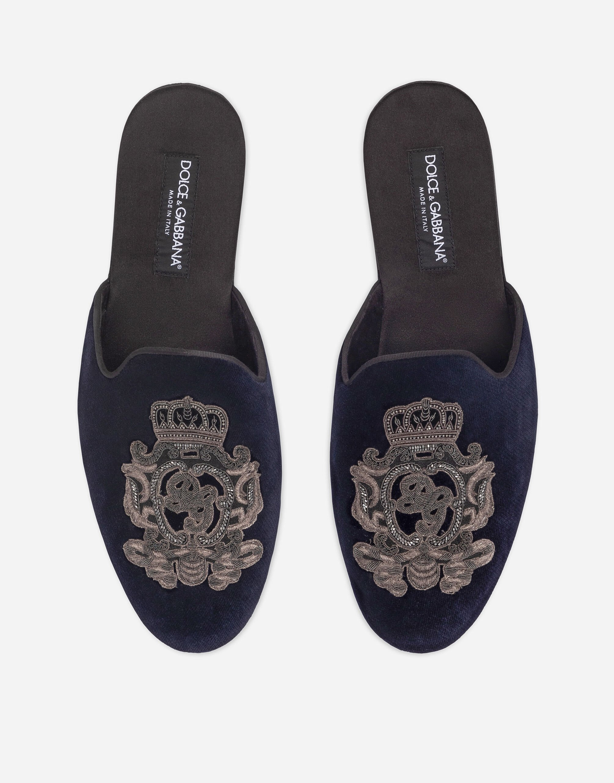 Velvet slippers with coat of arms embroidery - 4