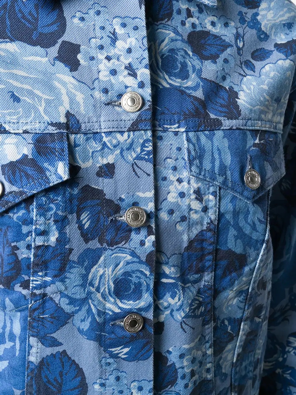 rose-print denim jacket - 5