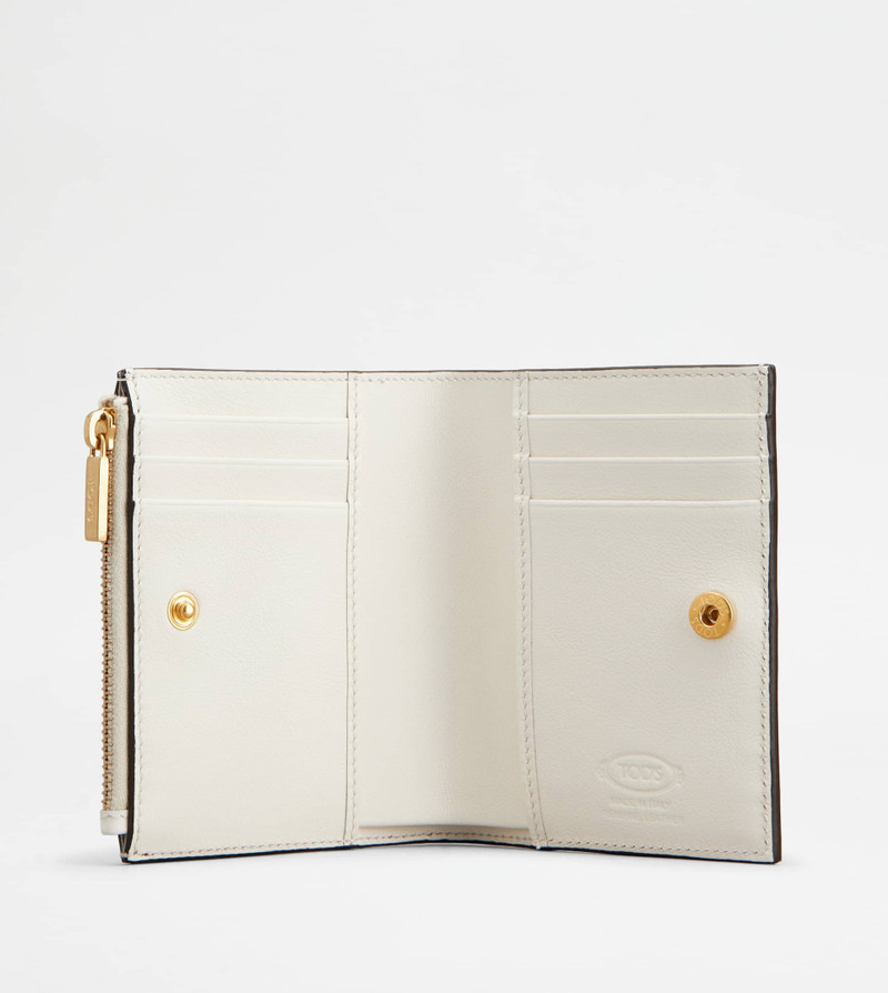 Tod's T TIMELESS WALLET IN LEATHER - WHITE outlook