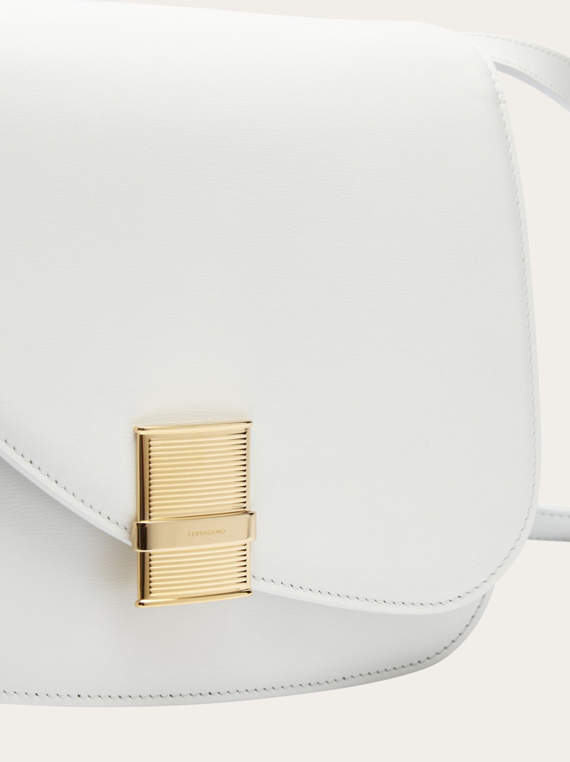 Fiamma crossbody bag (M) 7