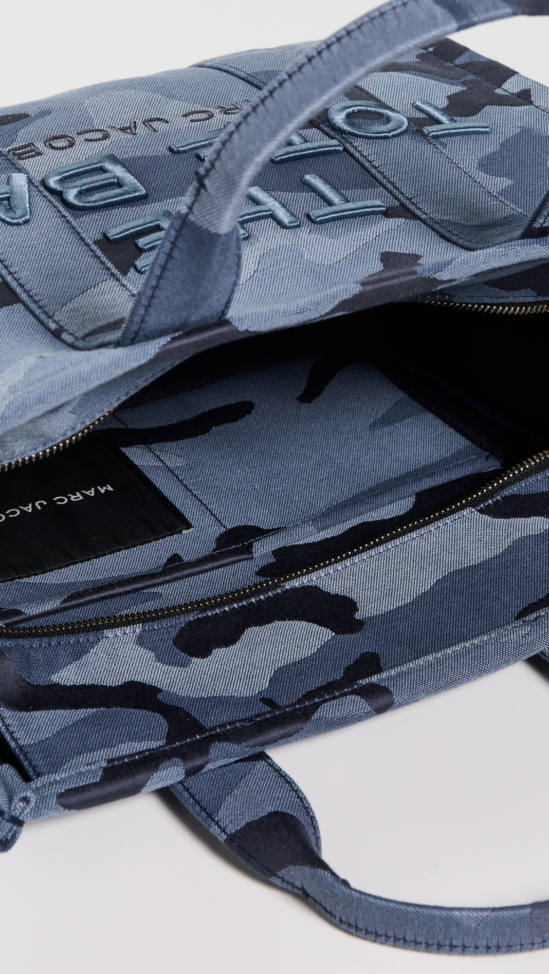 The Medium Tote - 5