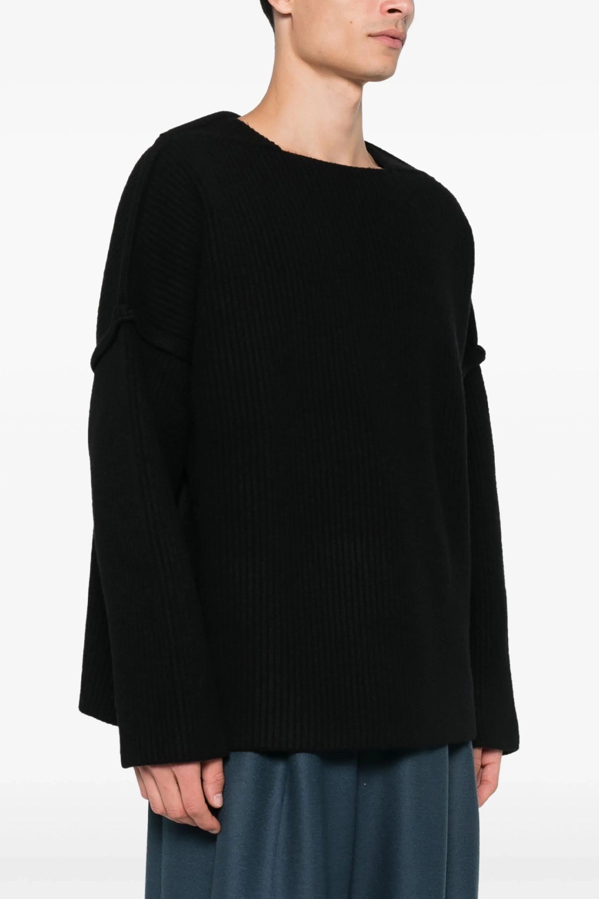 Geometric neckline sweater - 2