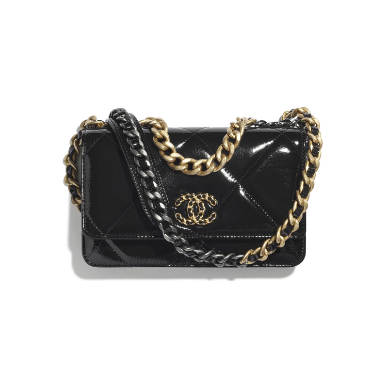 CHANEL 19 Wallet on Chain 1