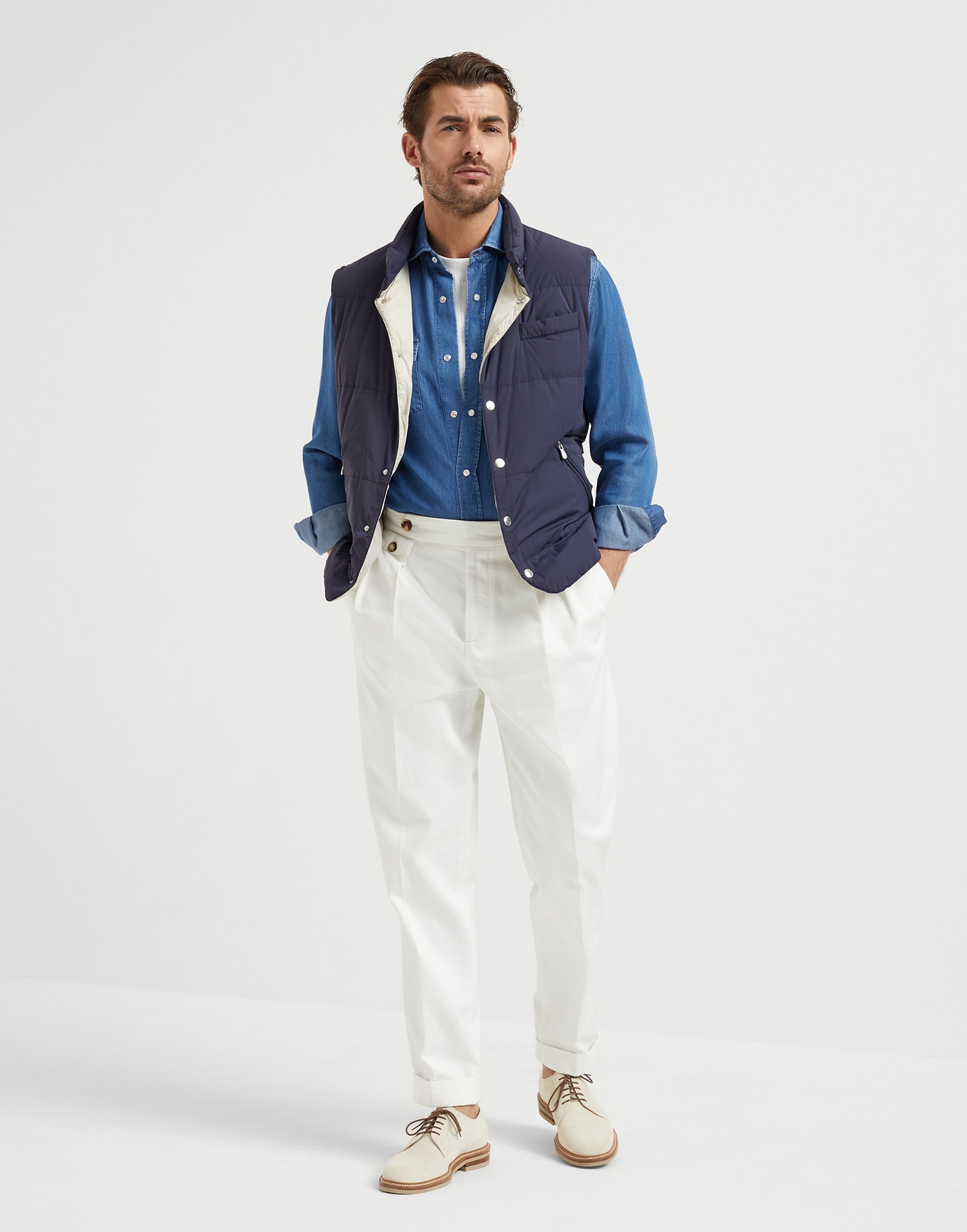 Bonded nylon down vest with detachable hood - 5